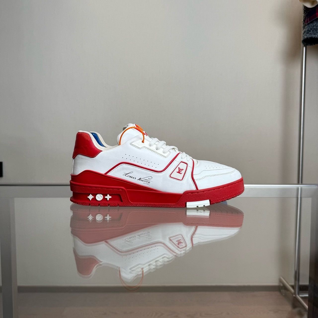 Louis Vuitton Louis Vuitton Trainer Red White Size US 8.5 / EU 41-42 - 2 Thumbnail