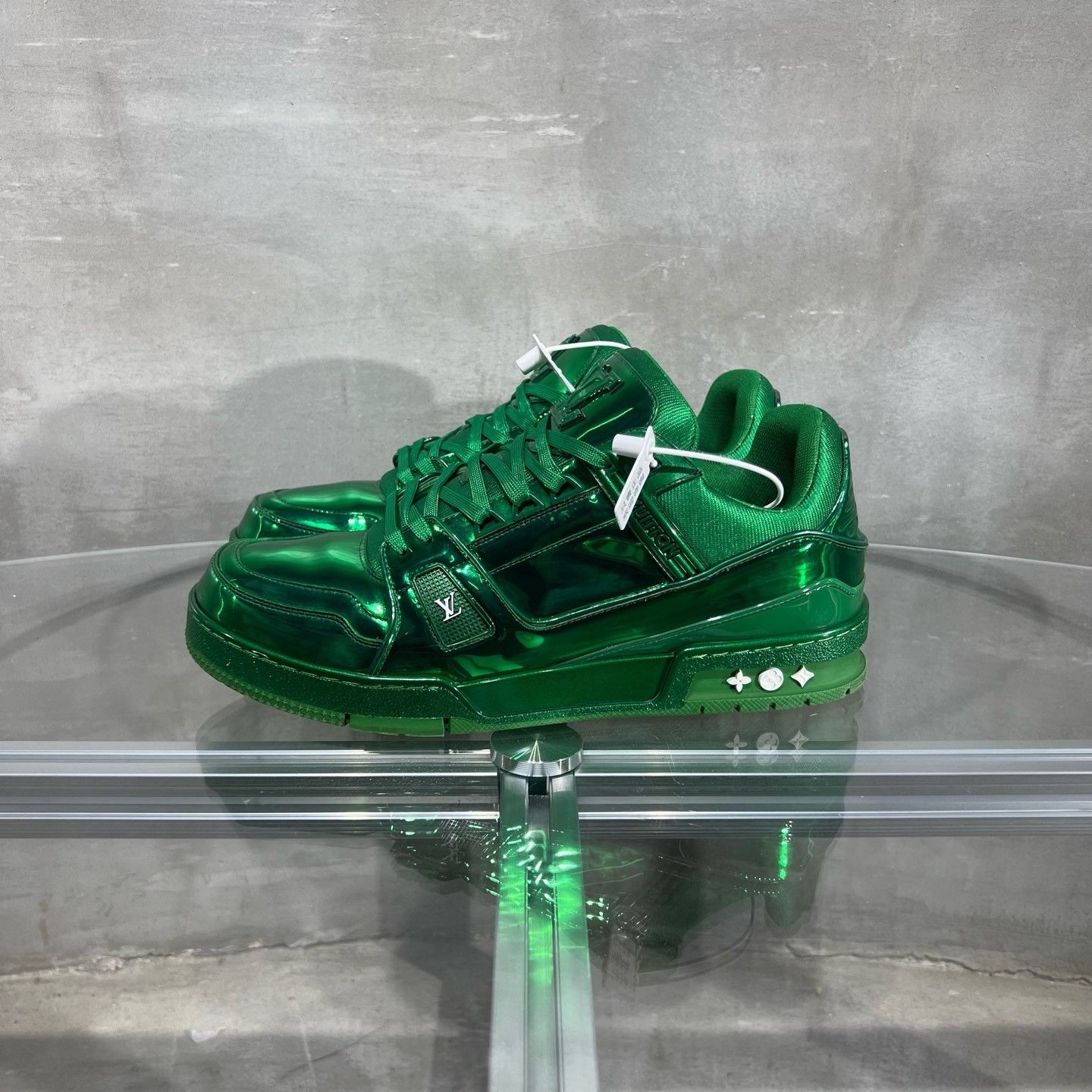 Louis Vuitton Louis Vuitton LV Trainer PVC Green Size US 11 / EU 44 - 3 Thumbnail
