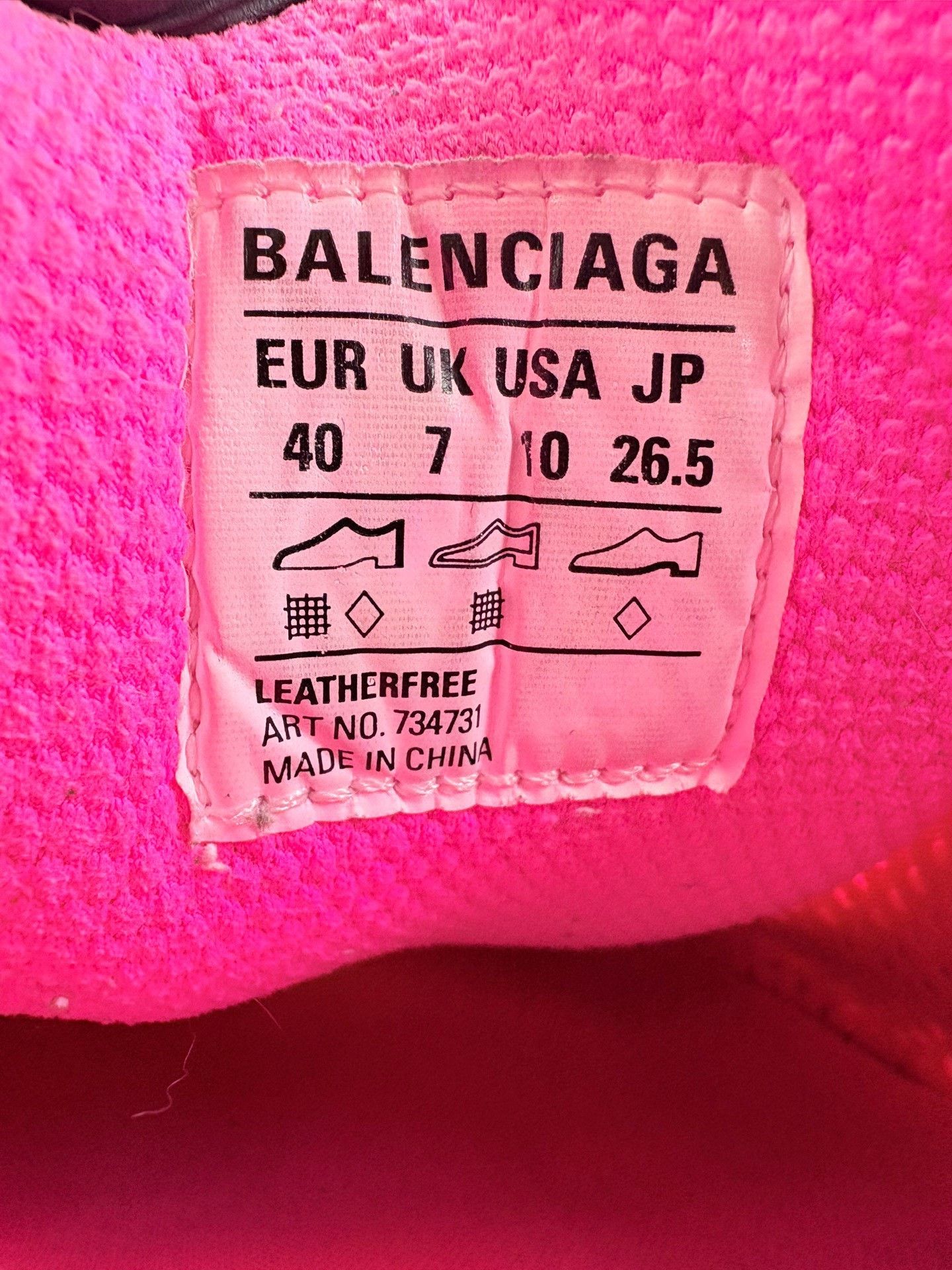Balenciaga Balenciaga 3XL Pink Distressed Dad Shoes Size US 9 / IT 39 - 7 Thumbnail