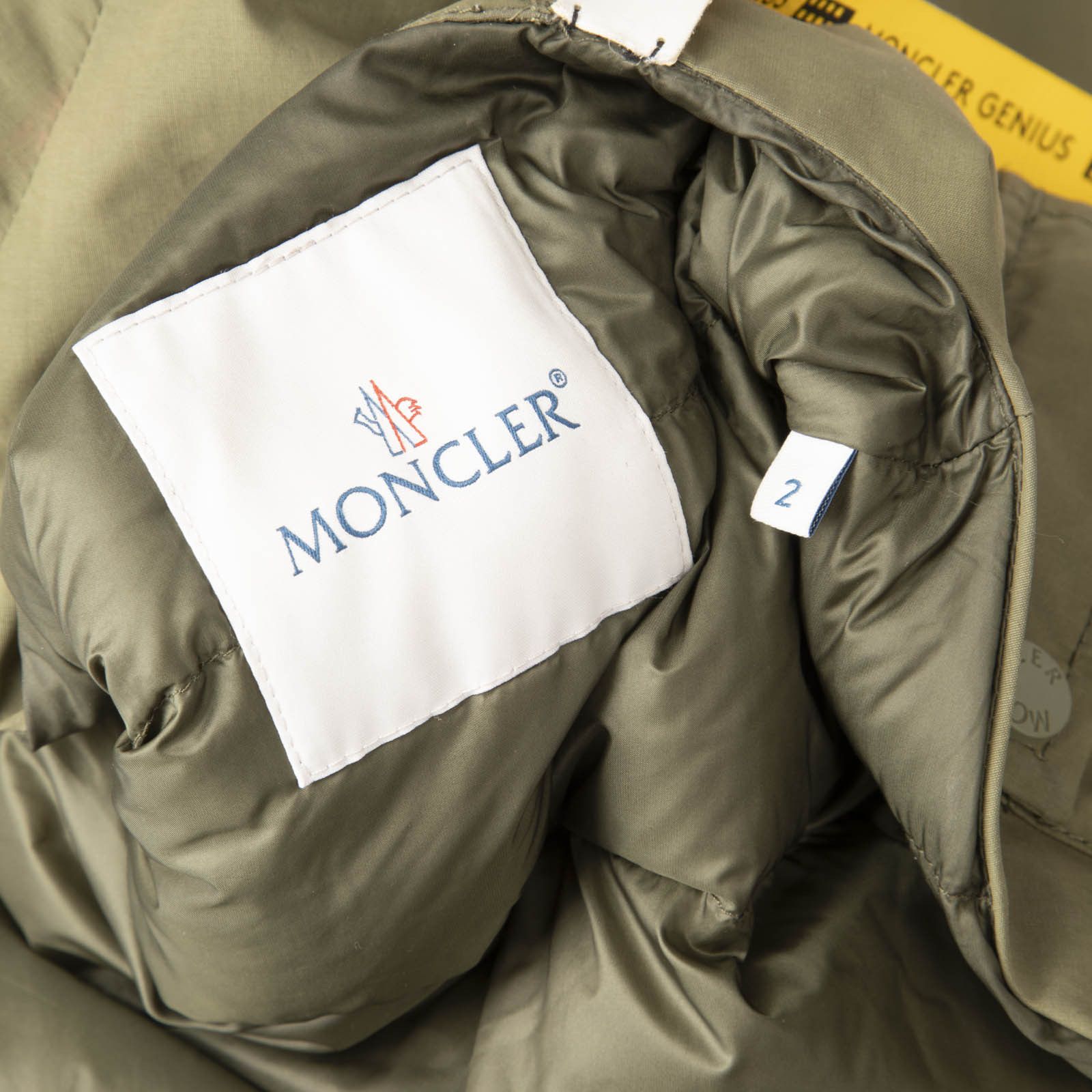 Moncler Moncler Genius x Pharrell Williams Khaki Maple Short Down Jacket Size M / US 6-8 / IT 42-44 - 4 Thumbnail