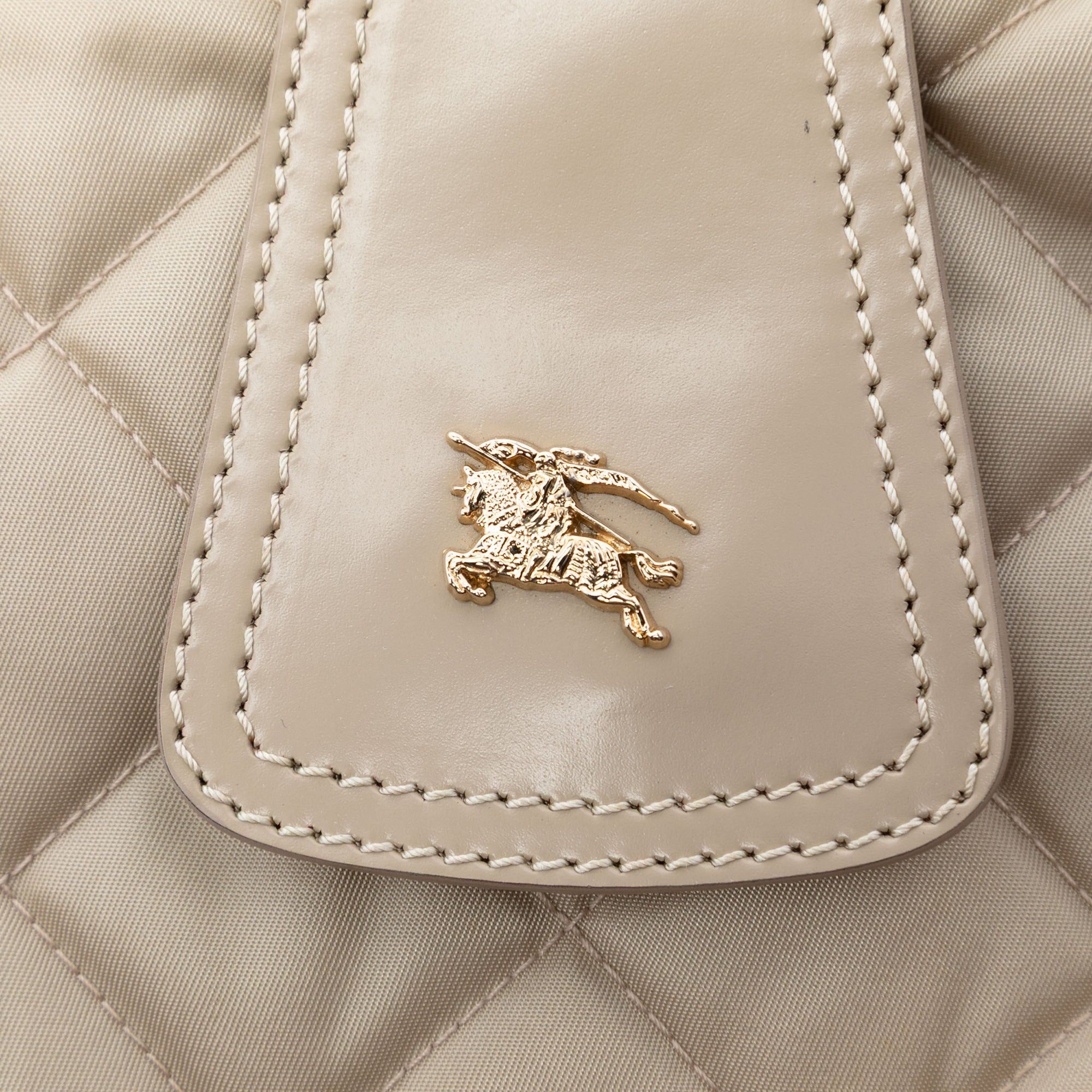 Burberry Quilted Nylon Brooke Hobo Size ONE SIZE - 6 Thumbnail