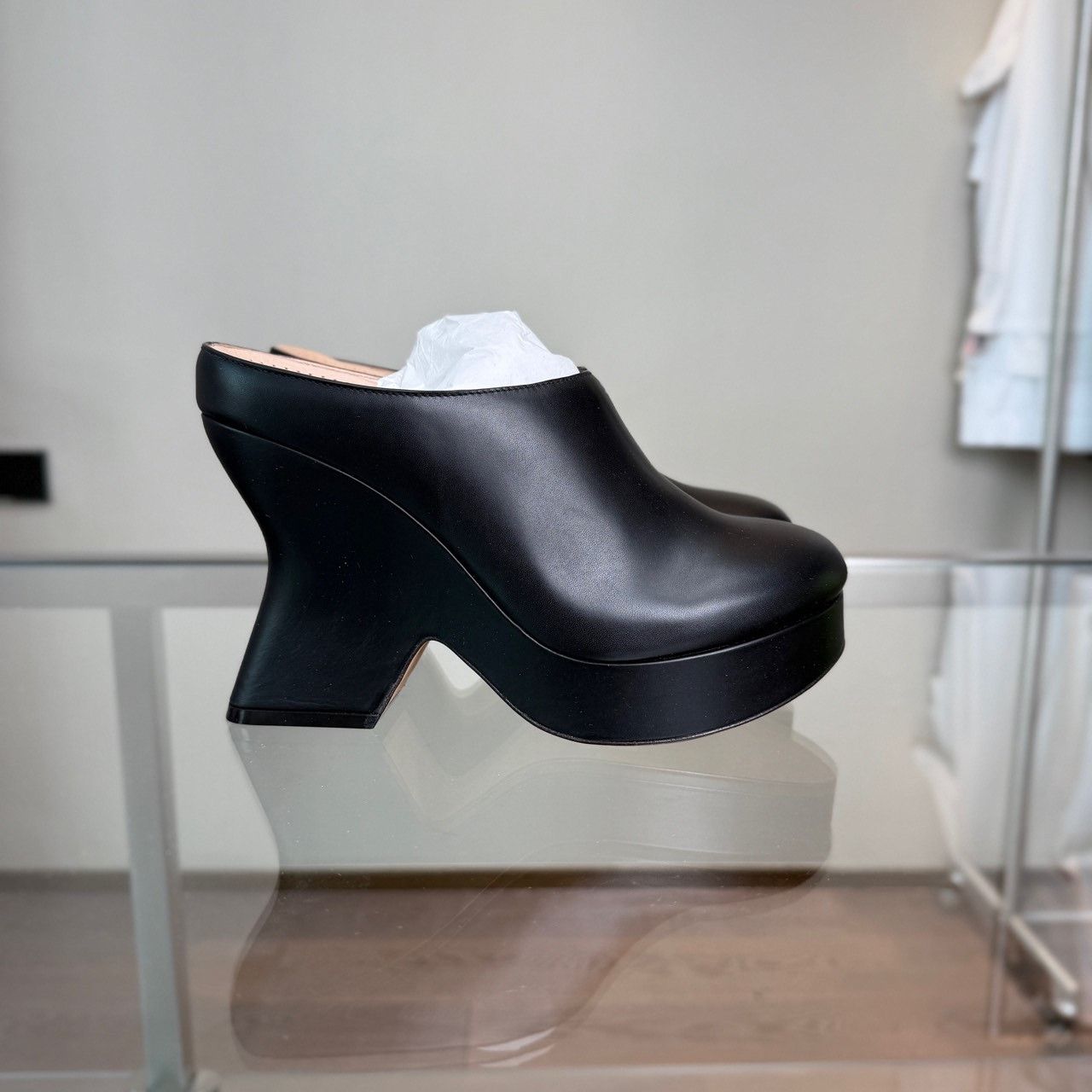 Loewe LOEWE Leather Clogs Size US 7 / IT 37 - 2 Thumbnail