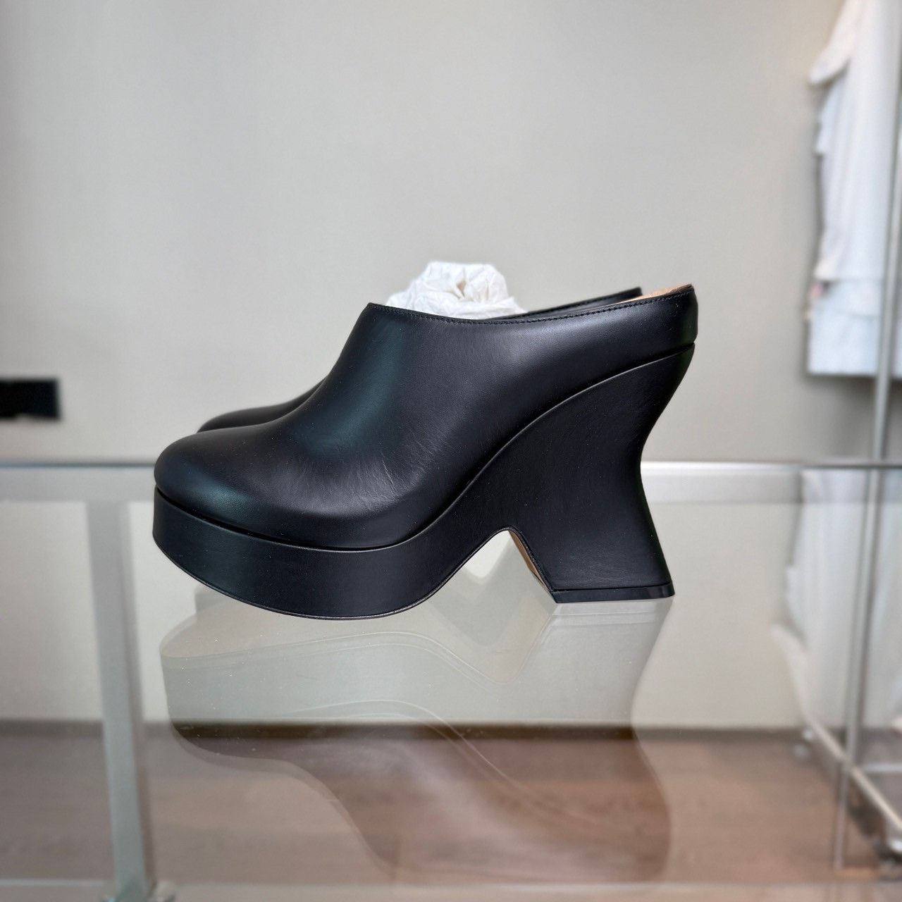 Loewe LOEWE Leather Clogs Size US 7 / IT 37 - 3 Thumbnail