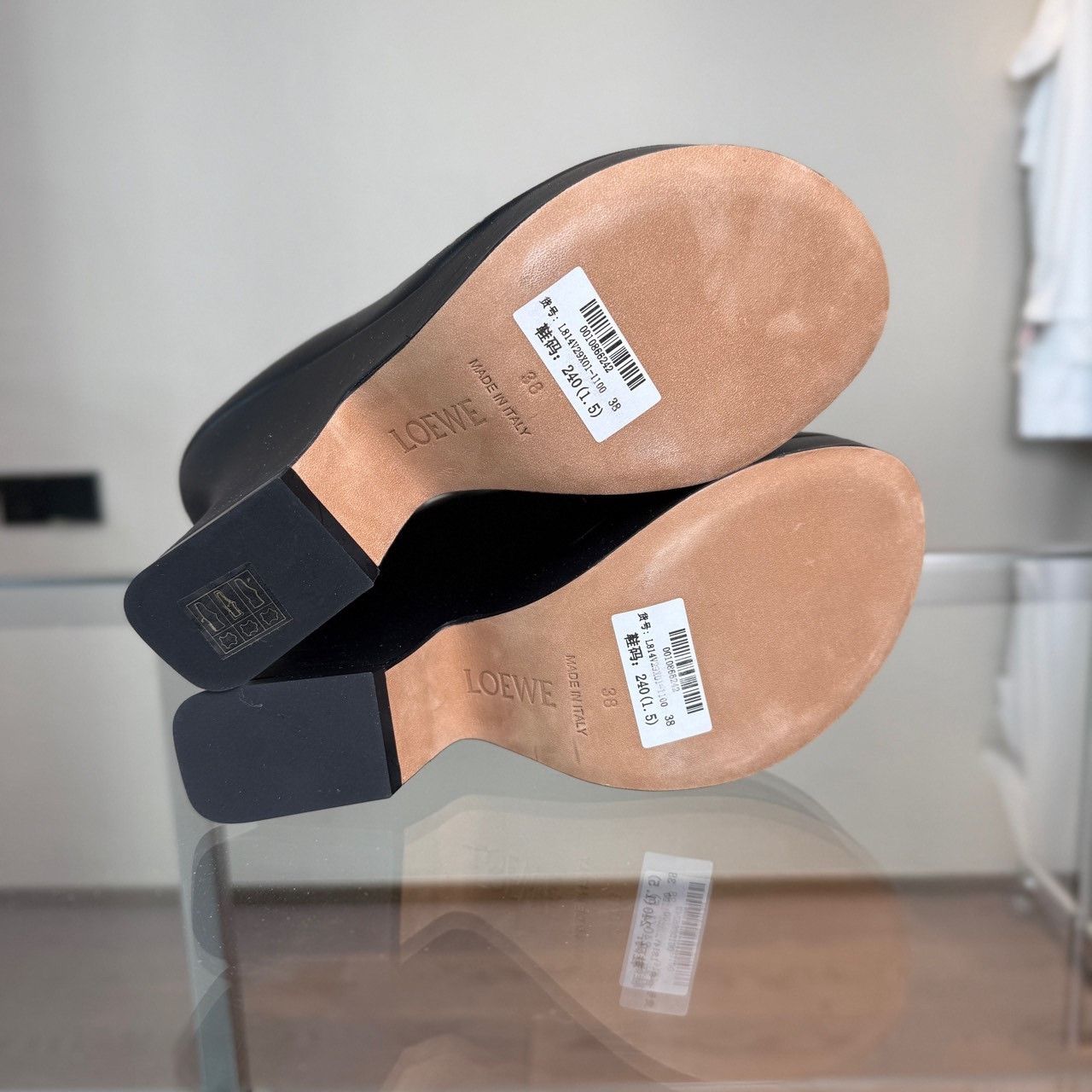 Loewe LOEWE Leather Clogs Size US 7 / IT 37 - 7 Thumbnail