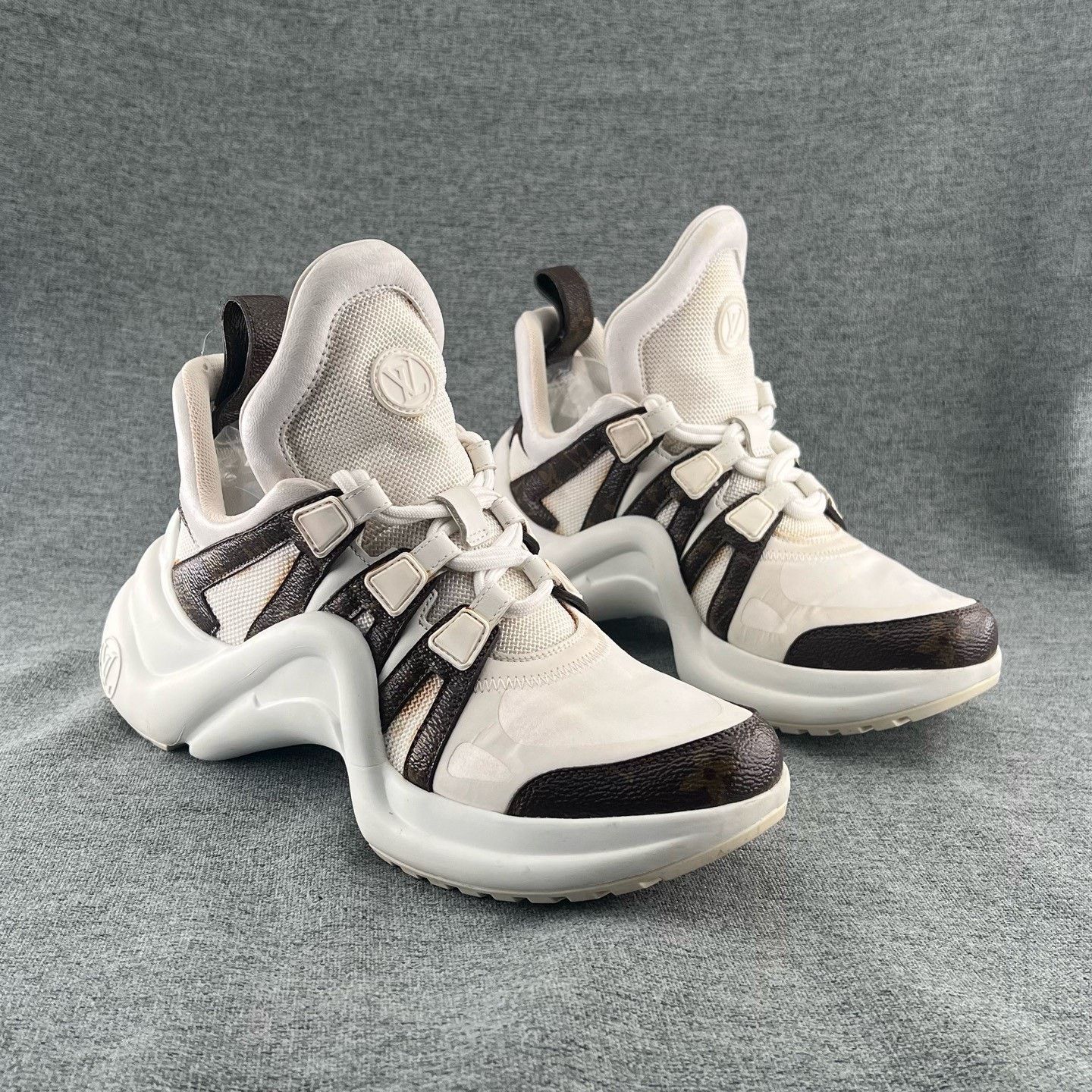 Louis Vuitton Louis Vuitton 36 Black White Monogram Dad Shoes Size US 5 / IT 35 - 3 Thumbnail