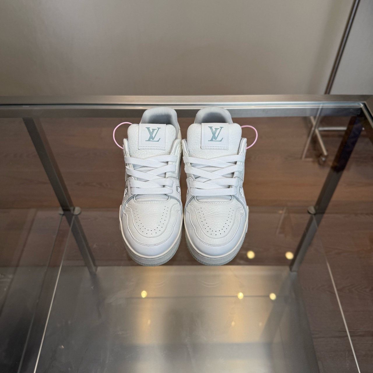 Louis Vuitton Louis Vuitton Trainer White Cement Size US 6.5 / IT 36.5 - 3 Thumbnail
