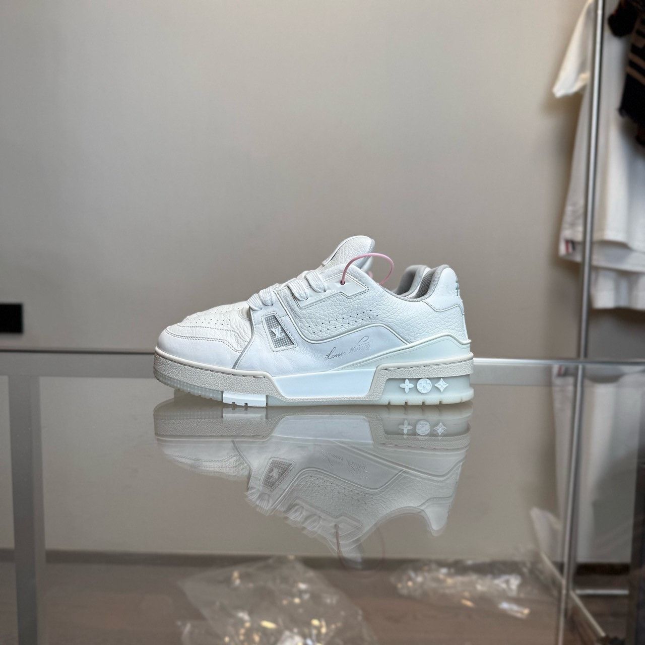 Louis Vuitton Louis Vuitton Trainer White Cement Size US 6.5 / IT 36.5 - 4 Thumbnail