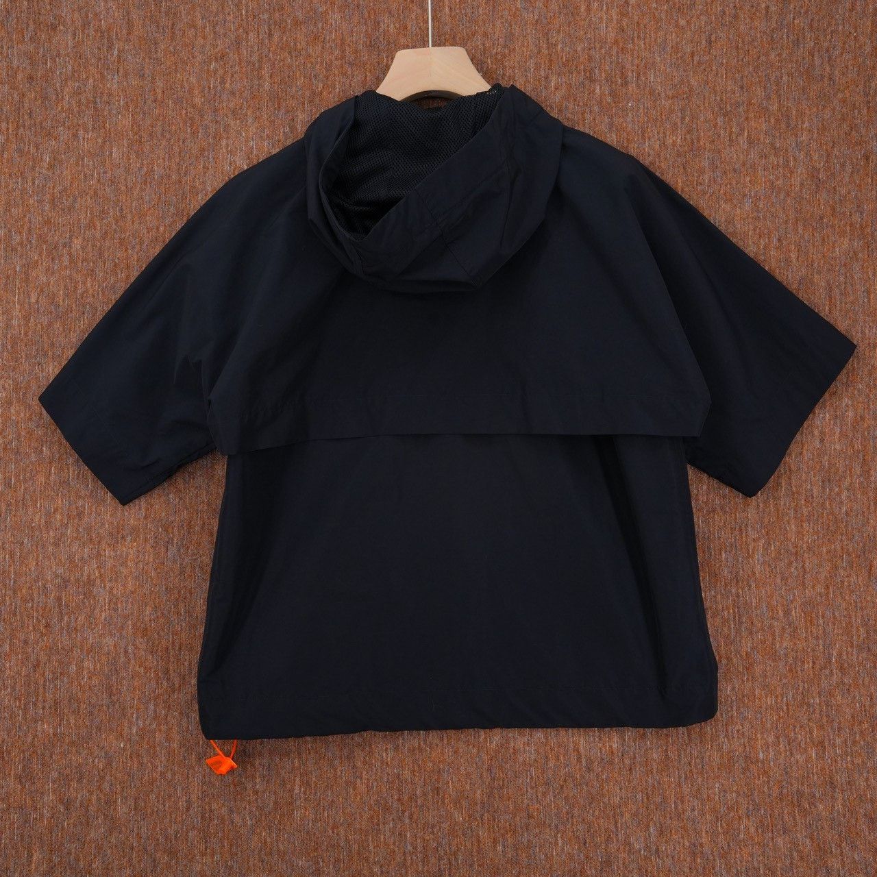 Louis Vuitton Louis Vuitton 24AW Hooded Mid-Sleeve Jacket Size XXS / US 00 / IT 34 - 2 Thumbnail