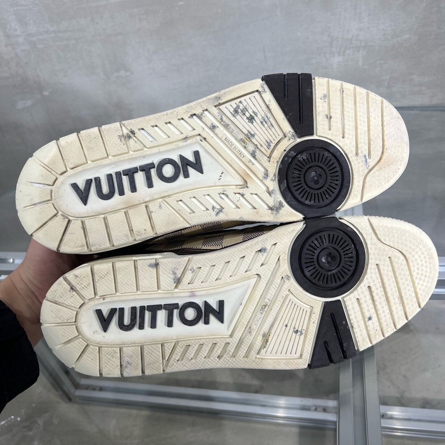 Louis Vuitton Louis Vuitton LV Trainer Damier Size US 8 / EU 41 - 7 Thumbnail