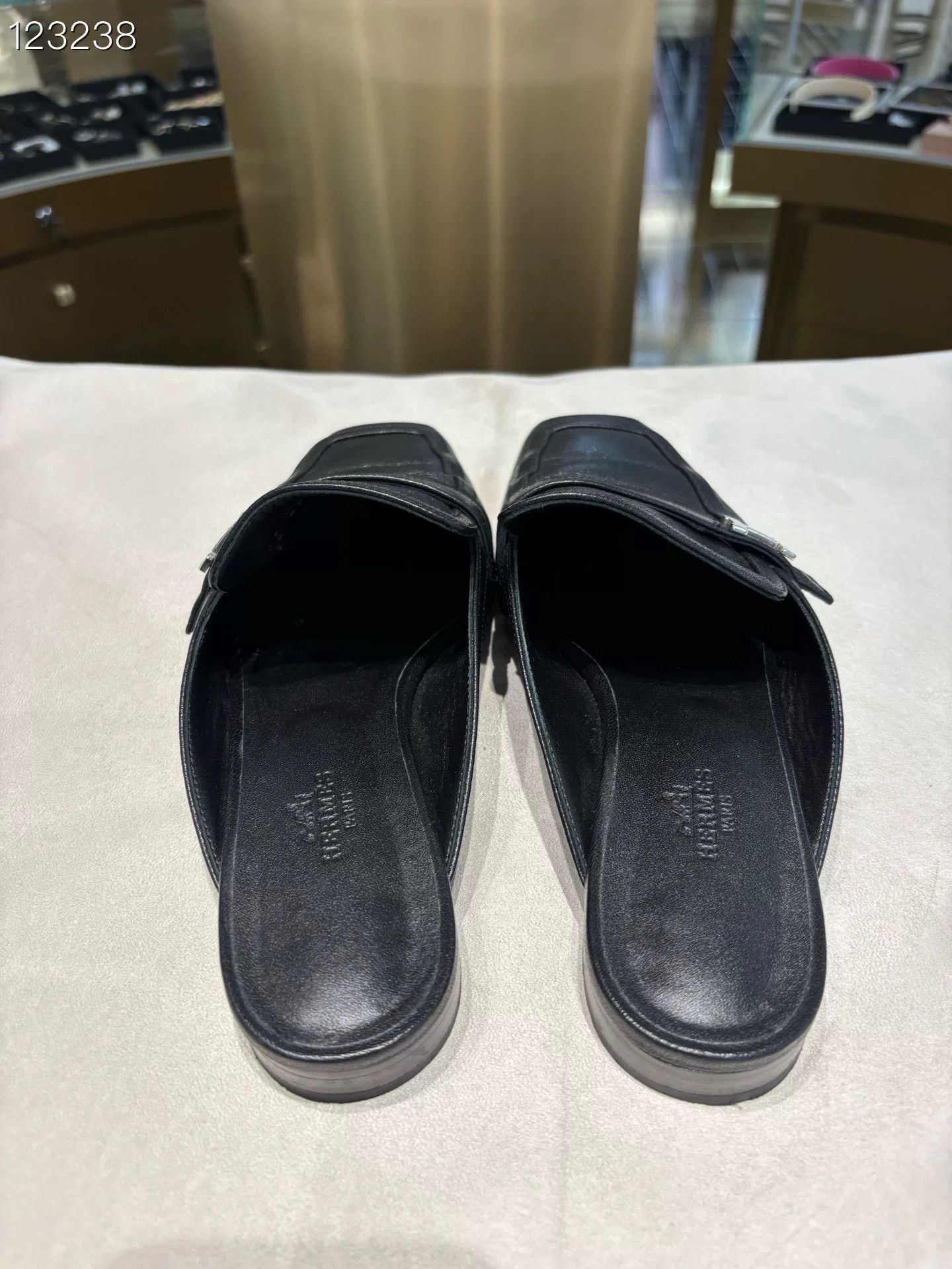 Hermes Hermès Groupie Women's Black Mule Size US 7.5 / IT 37.5 - 4 Thumbnail