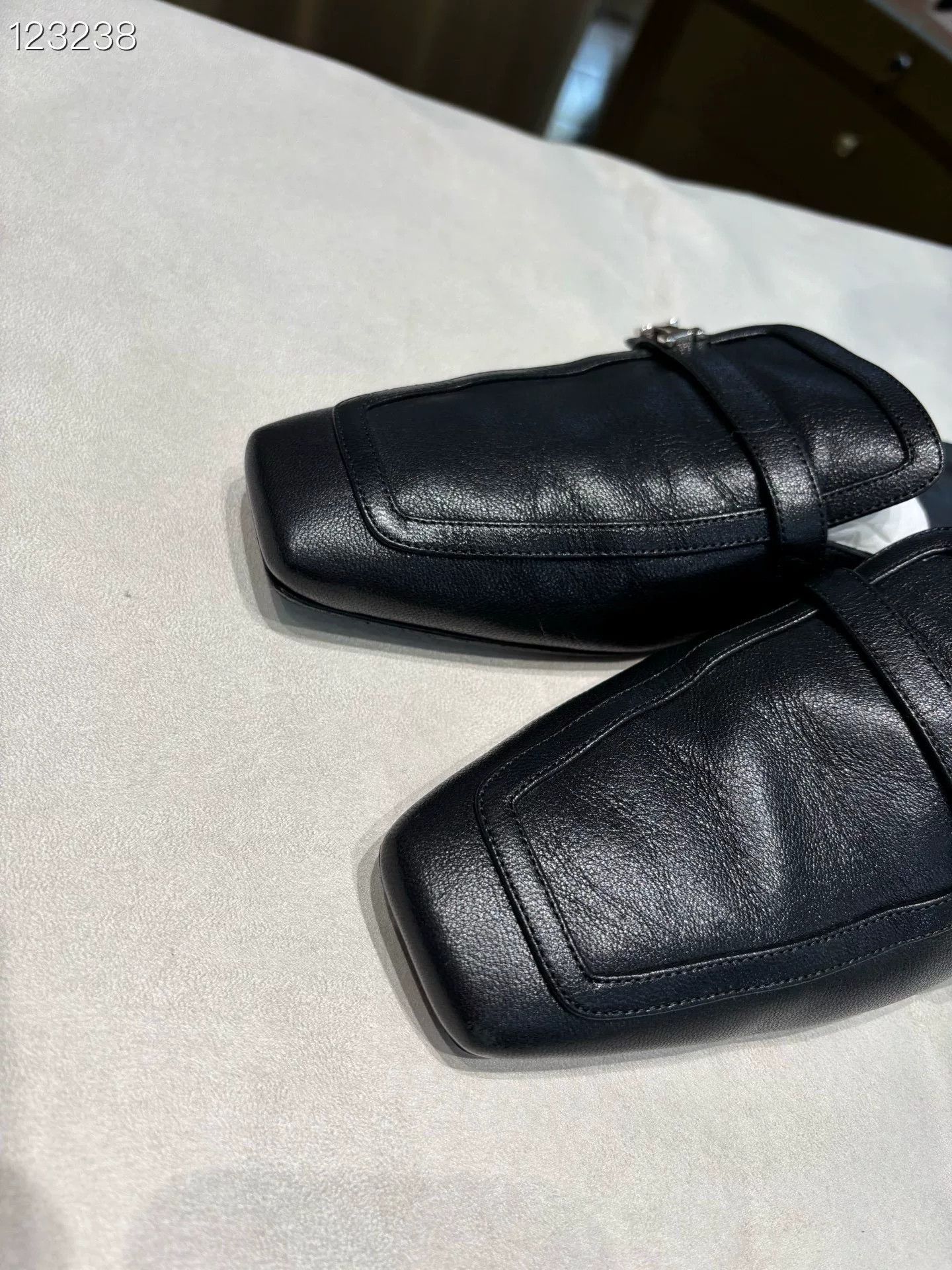 Hermes Hermès Groupie Women's Black Mule Size US 7.5 / IT 37.5 - 2 Thumbnail