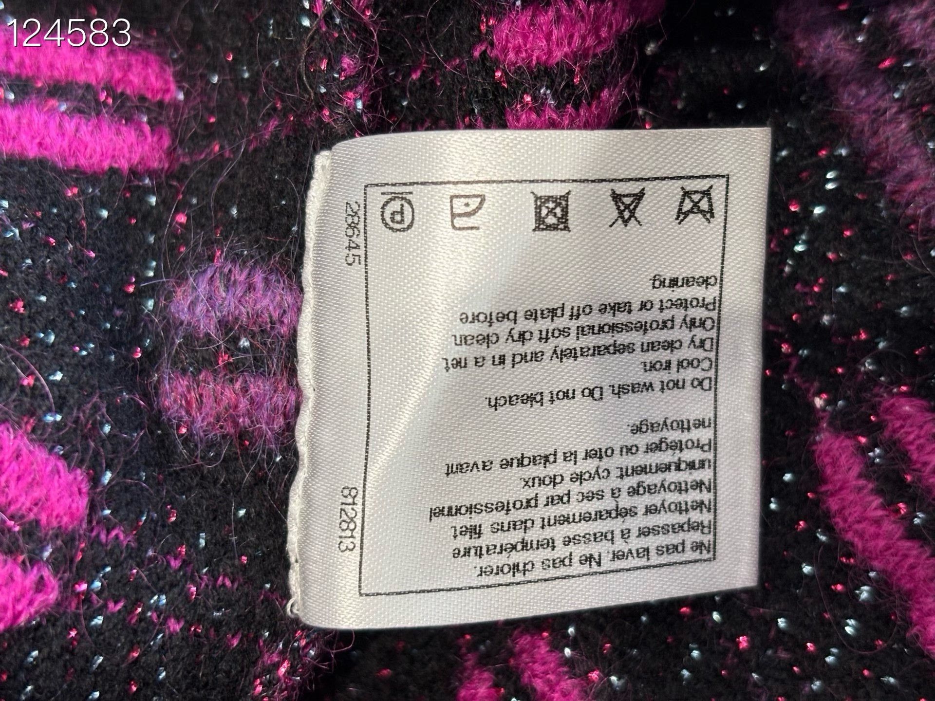 Chanel Chanel Dragon Fruit Metallic Knit Top Size S / US 4 / IT 40 - 4 Thumbnail