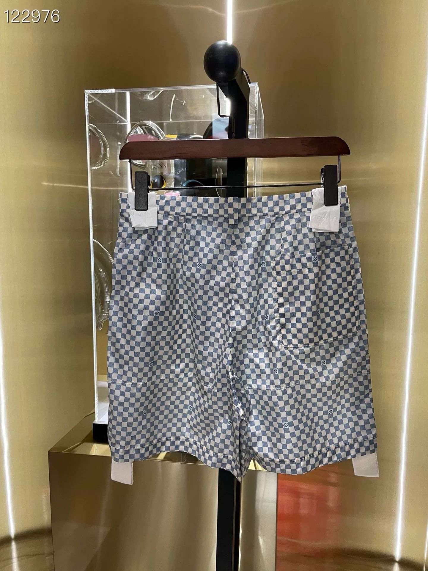 Louis Vuitton Louis Vuitton Checkered Shorts Size 38 Size US 27 - 2 Thumbnail