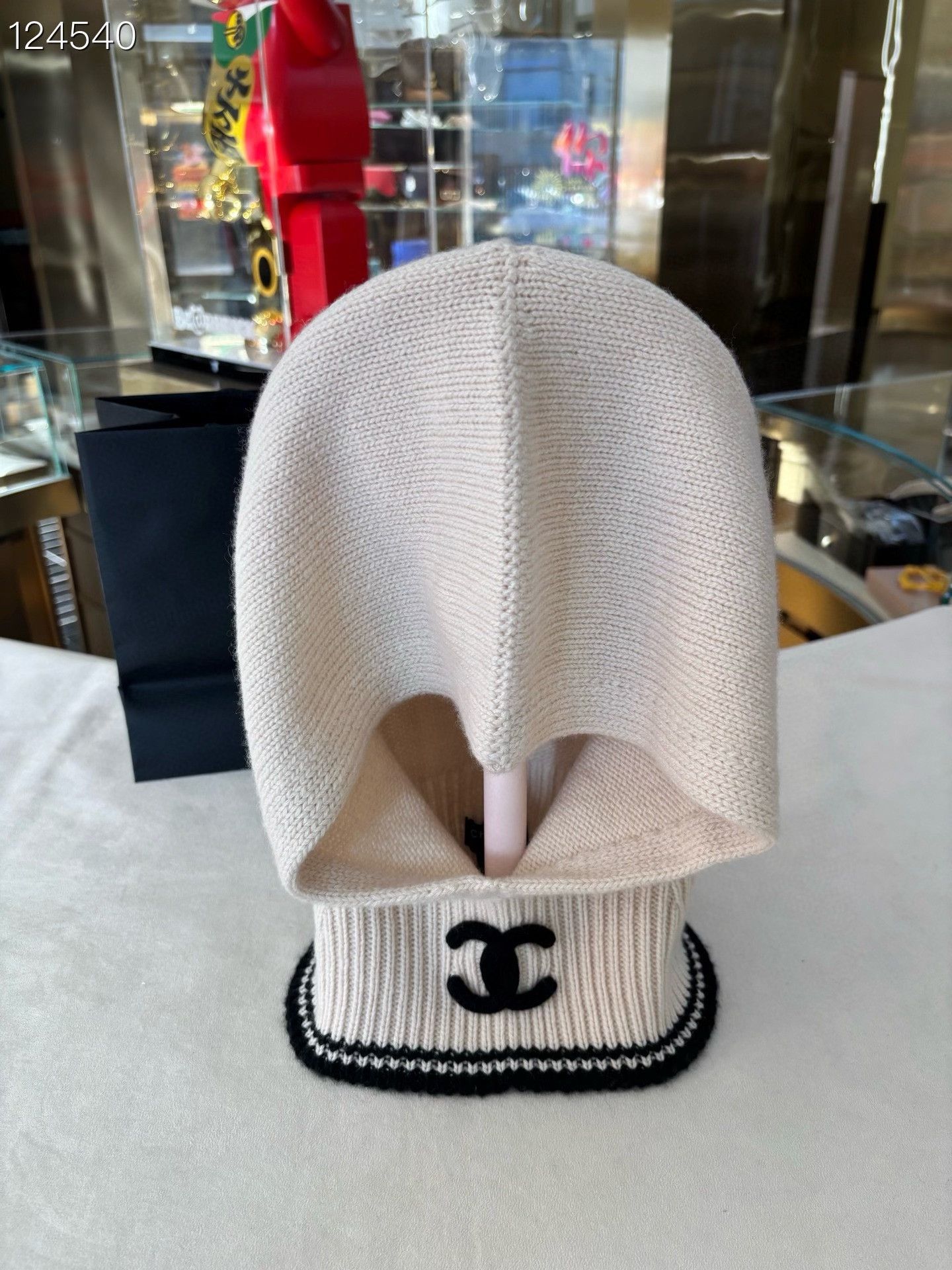Chanel Chanel 25B Balaclava Size ONE SIZE - 6 Thumbnail