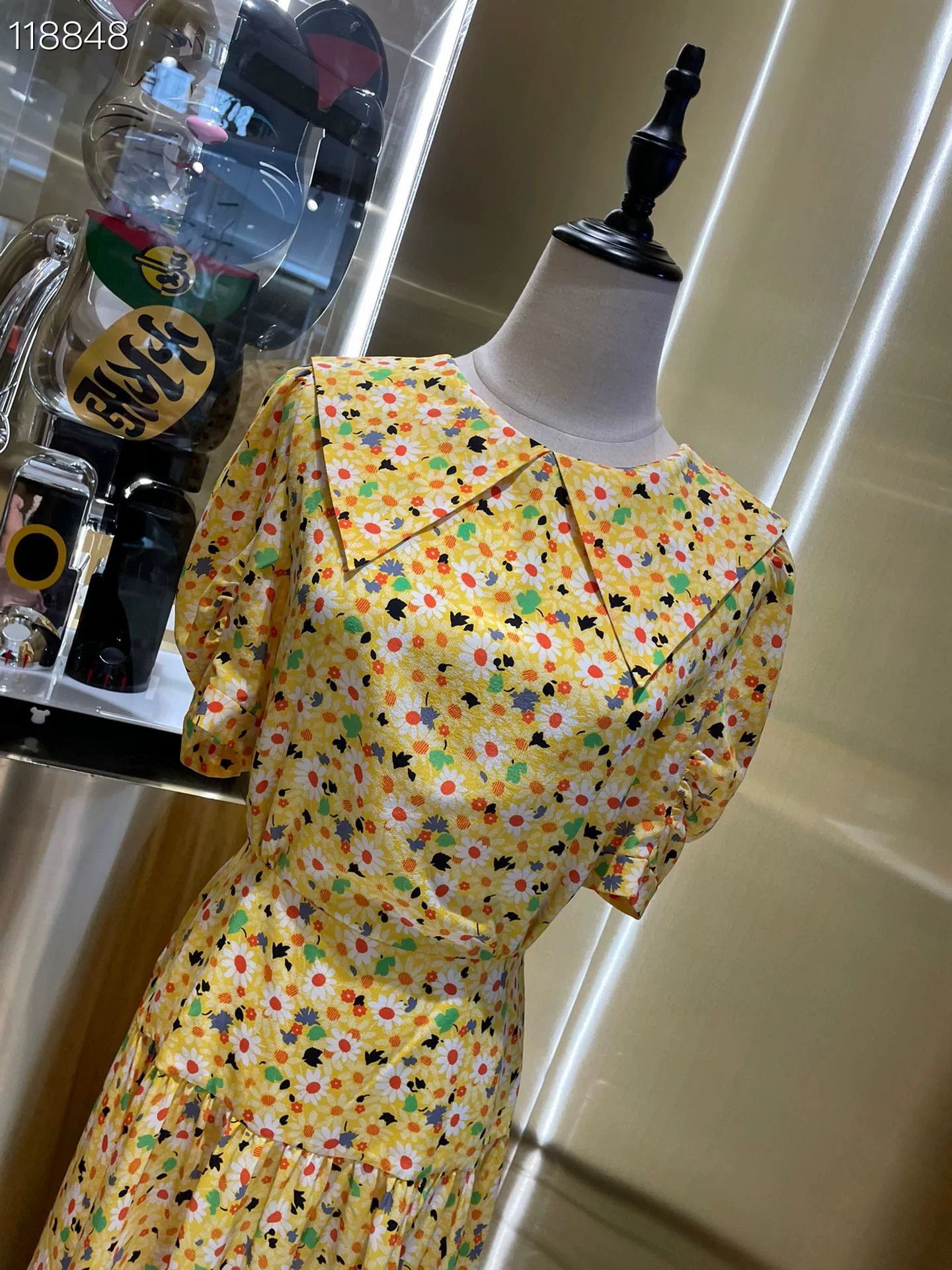 Miu Miu Miu Miu Yellow Floral Bubble Sleeve Dress Size M / US 6-8 / IT 42-44 - 5 Thumbnail