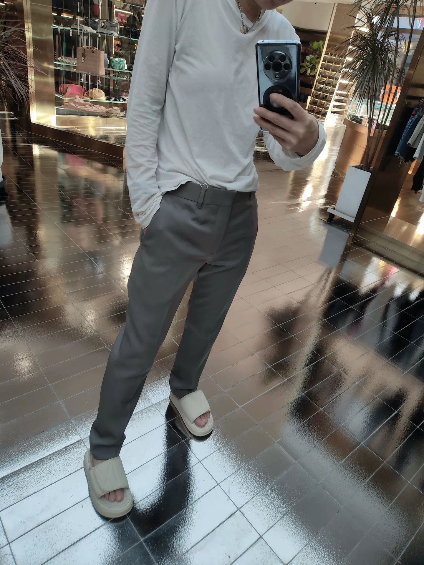 Louis Vuitton LV 080500M Gray Wool Trousers Size 38 Size US 27 - 8 Thumbnail