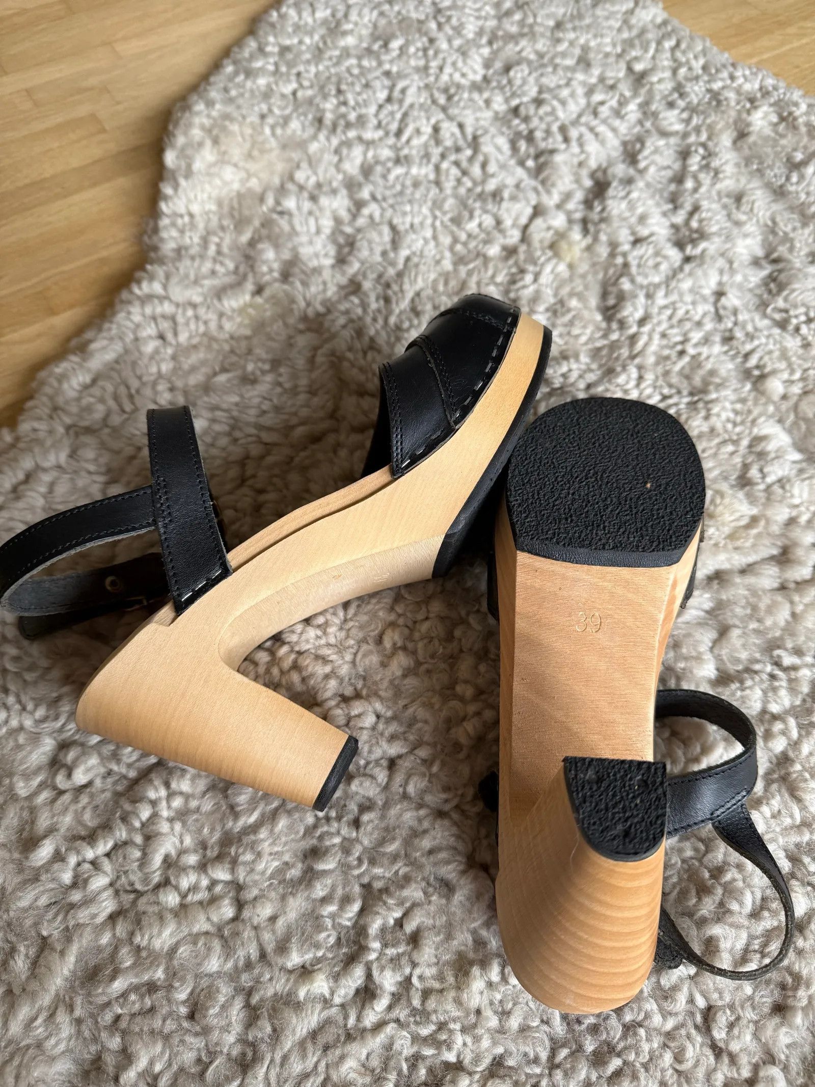 Swedish Hasbeens Swedish Hasbeens Sandals Size US 9 / IT 39 - 2 Thumbnail