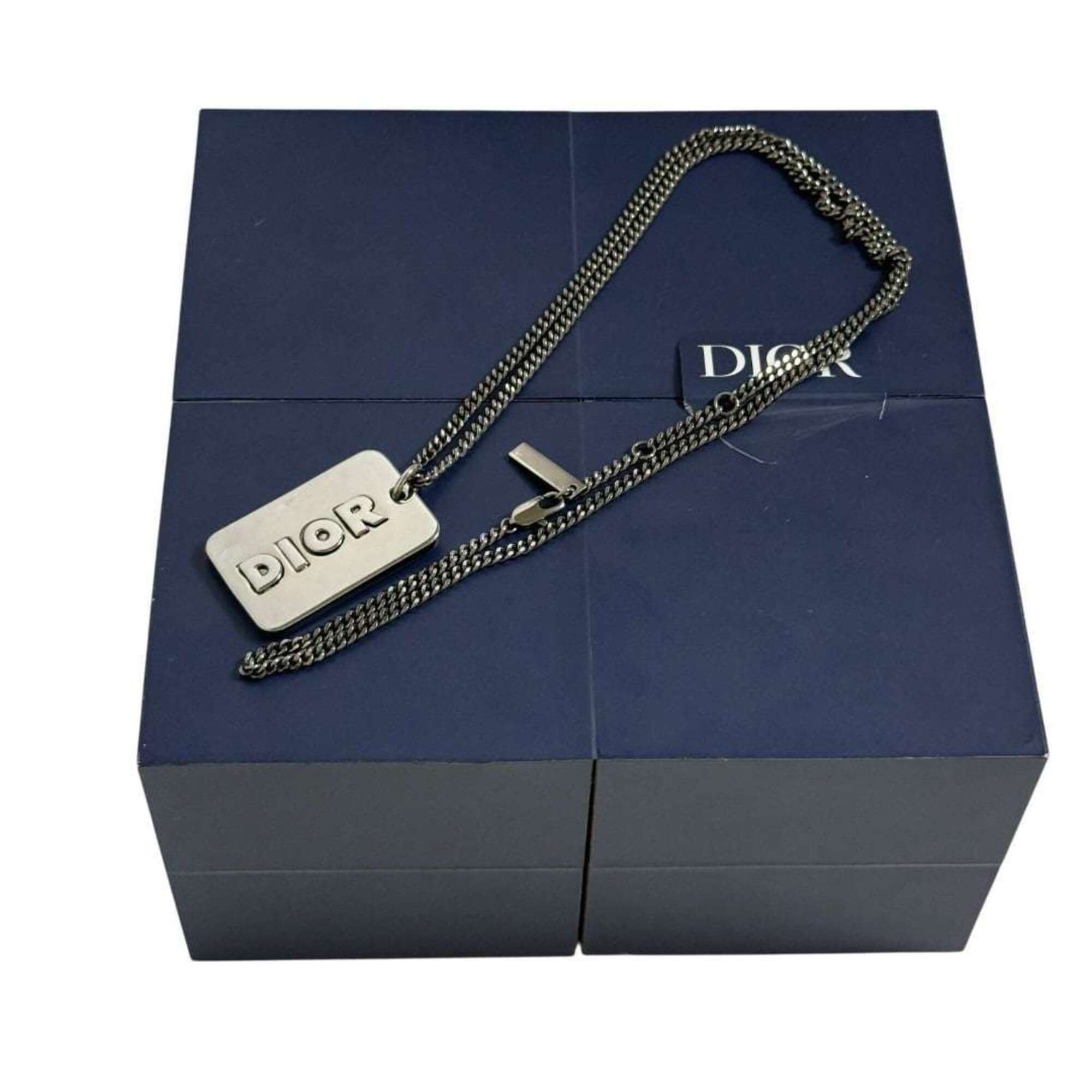 Dior Christian Dior Dior Men's Reversible Pendant Plate Necklace, Gunmetal Size ONE SIZE - 10 Thumbnail