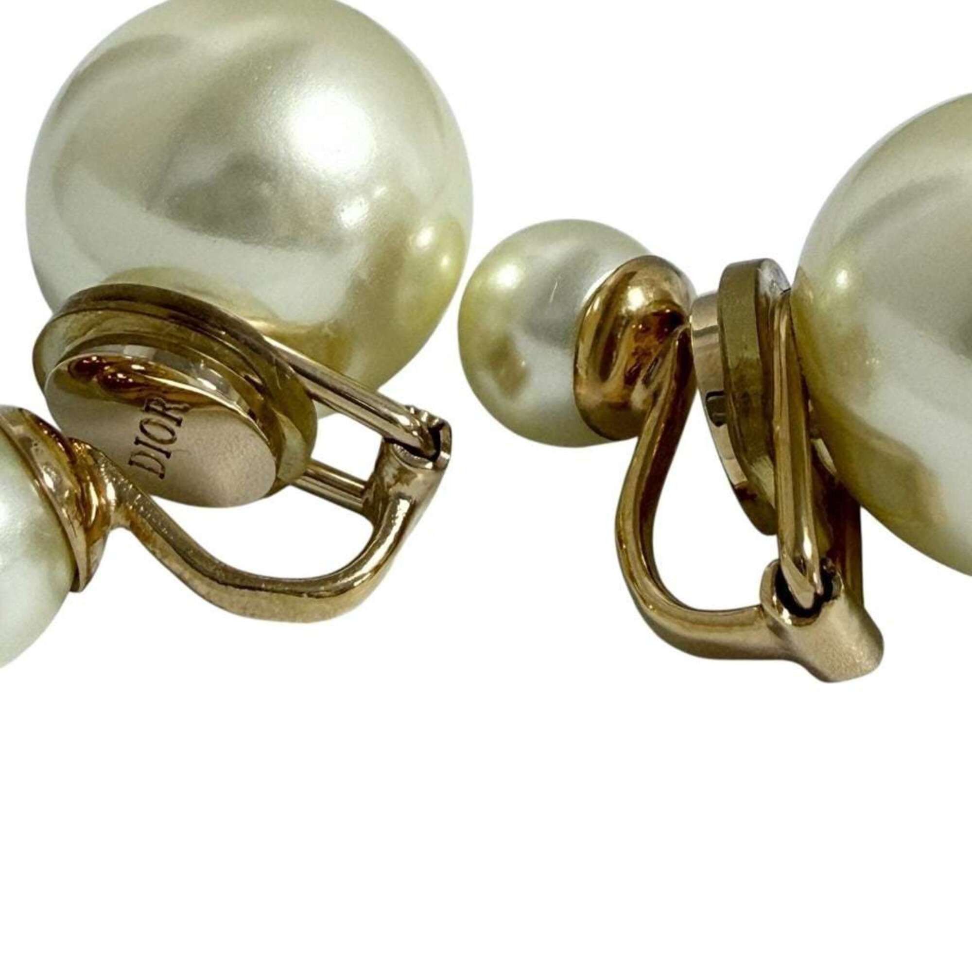 Dior Christian Dior Dior Women's Tribal Clip Earrings, Faux Pearl Size ONE SIZE - 5 Thumbnail
