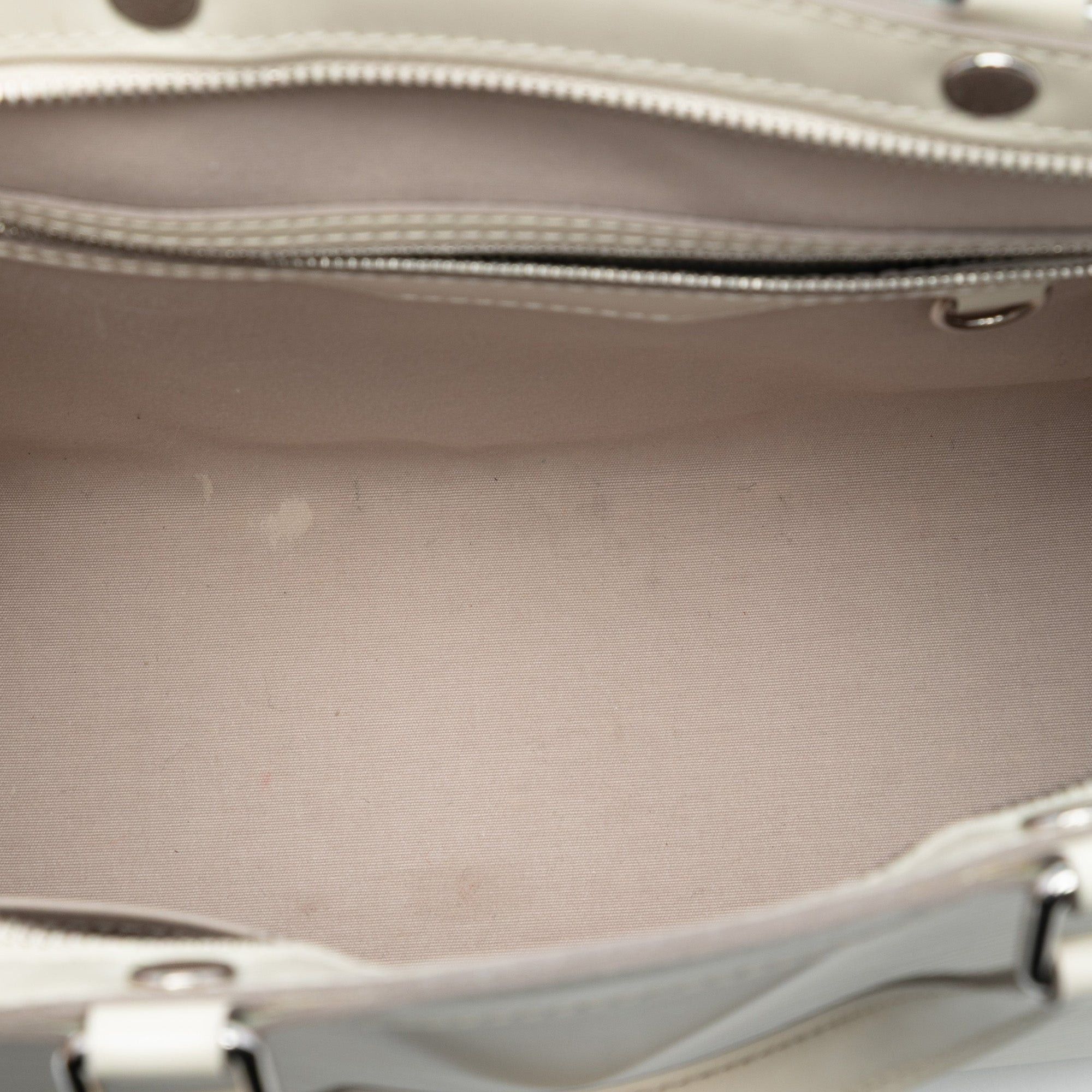 Louis Vuitton Epi Brea MM Size ONE SIZE - 4 Thumbnail