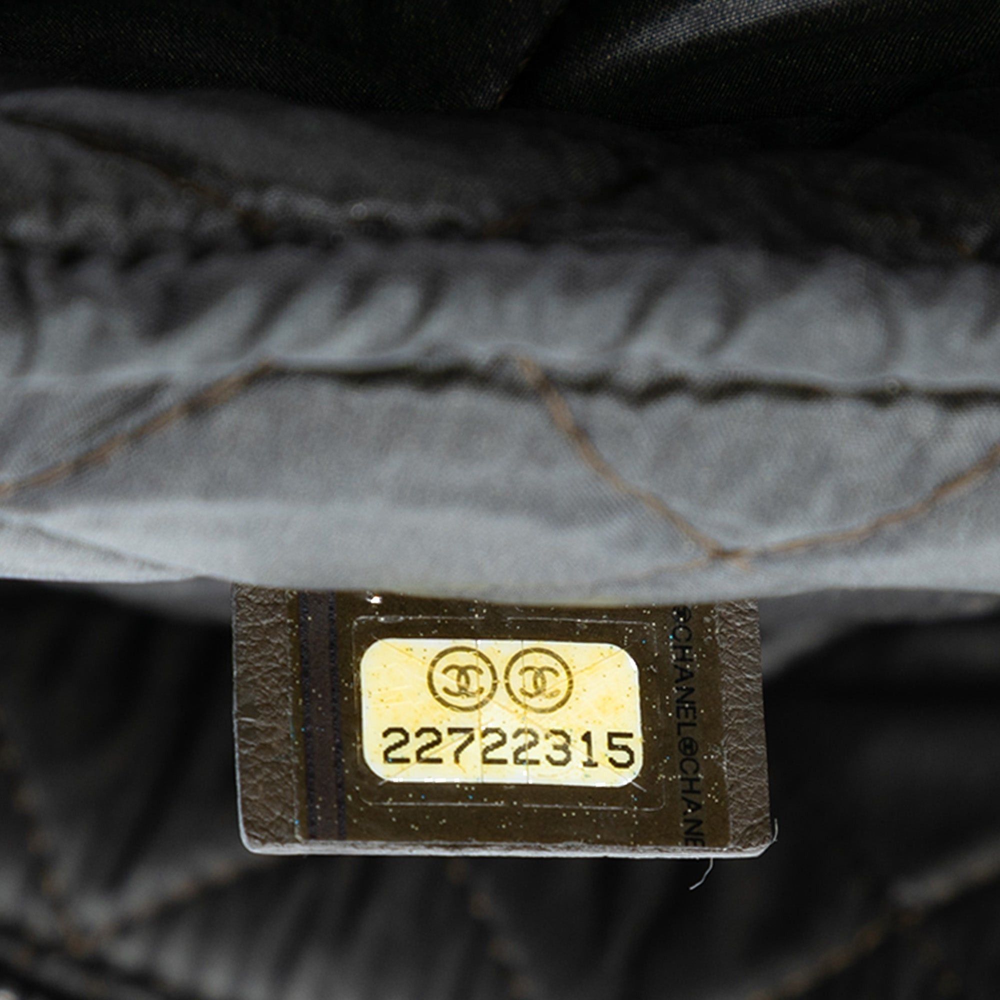 Chanel Medium Quilted Caviar Boy O Case Clutch Size ONE SIZE - 6 Thumbnail