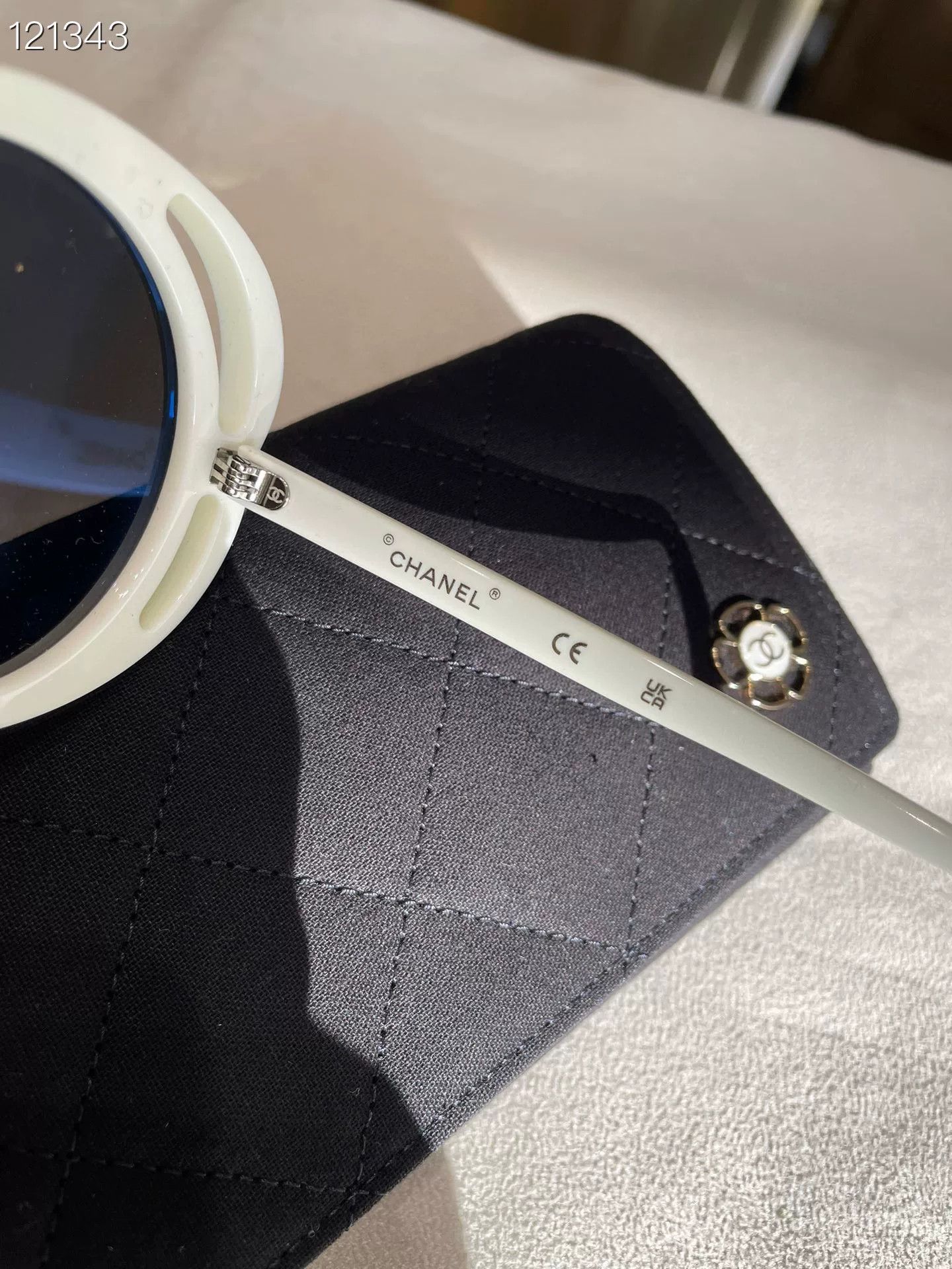 Chanel Chanel 23K White Camellia Wide Sunglasses Size ONE SIZE - 6 Thumbnail