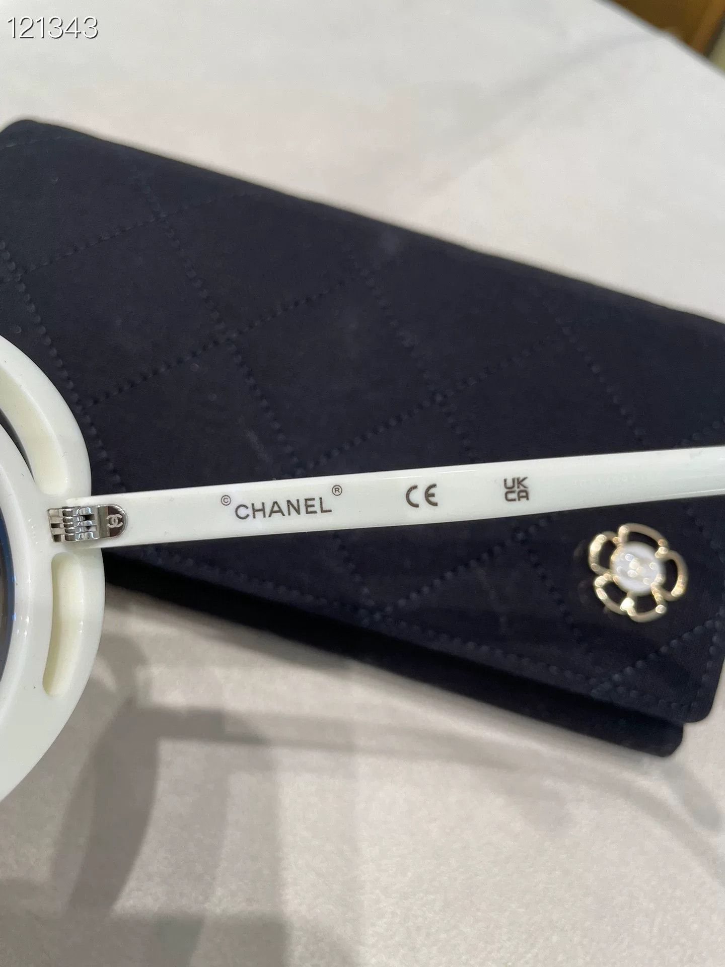 Chanel Chanel 23K White Camellia Wide Sunglasses Size ONE SIZE - 3 Thumbnail