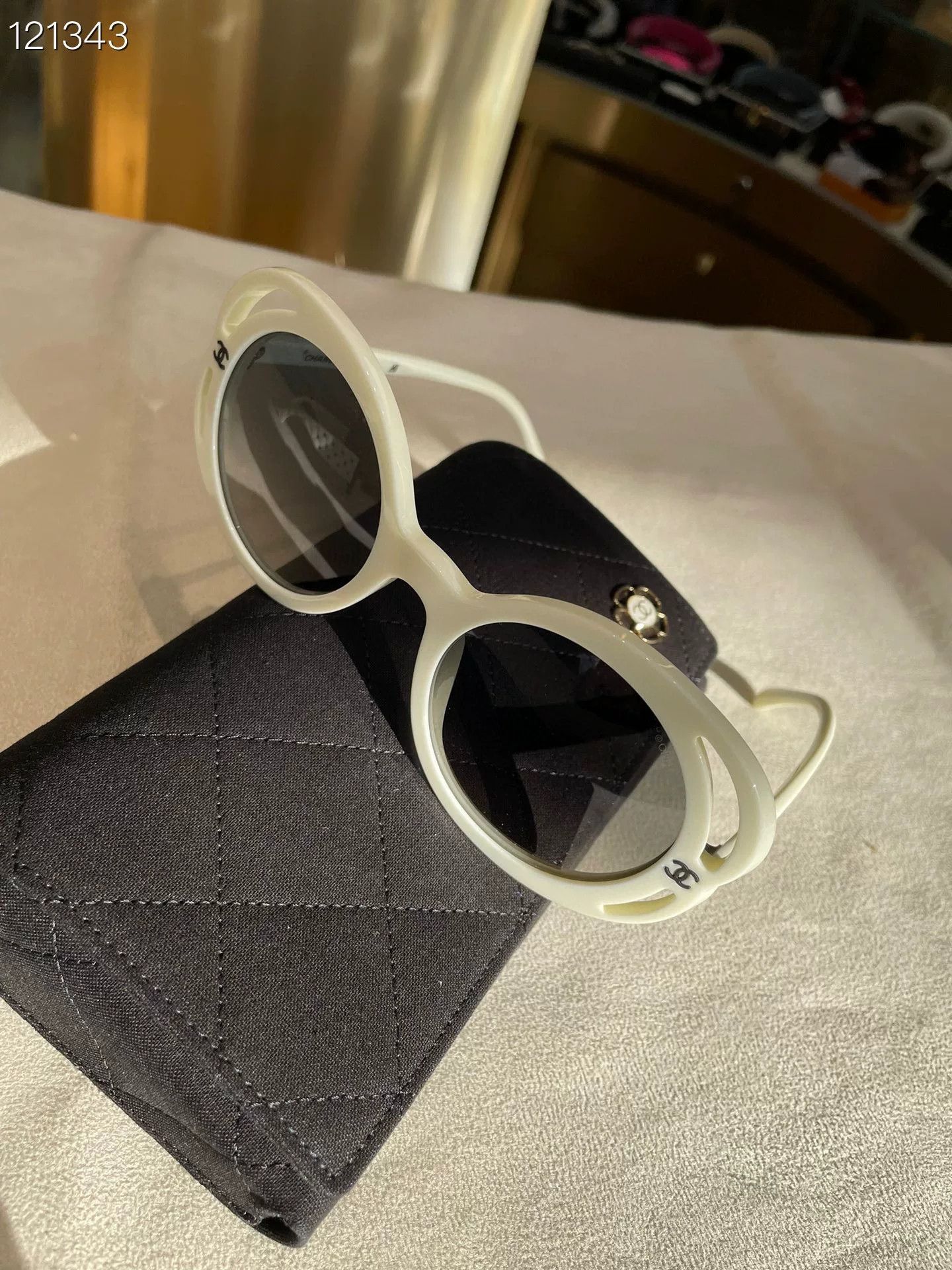 Chanel Chanel 23K White Camellia Wide Sunglasses Size ONE SIZE - 5 Thumbnail