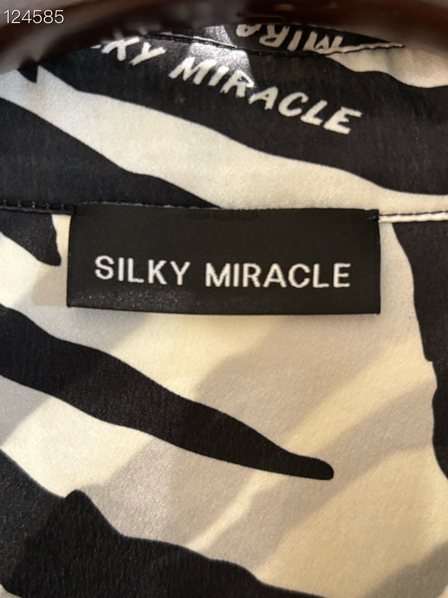 Silk Laundry SILKY MIRACLE Women's Zebra Silk Pajamas Size L / US 10 / IT 46 - 3 Thumbnail