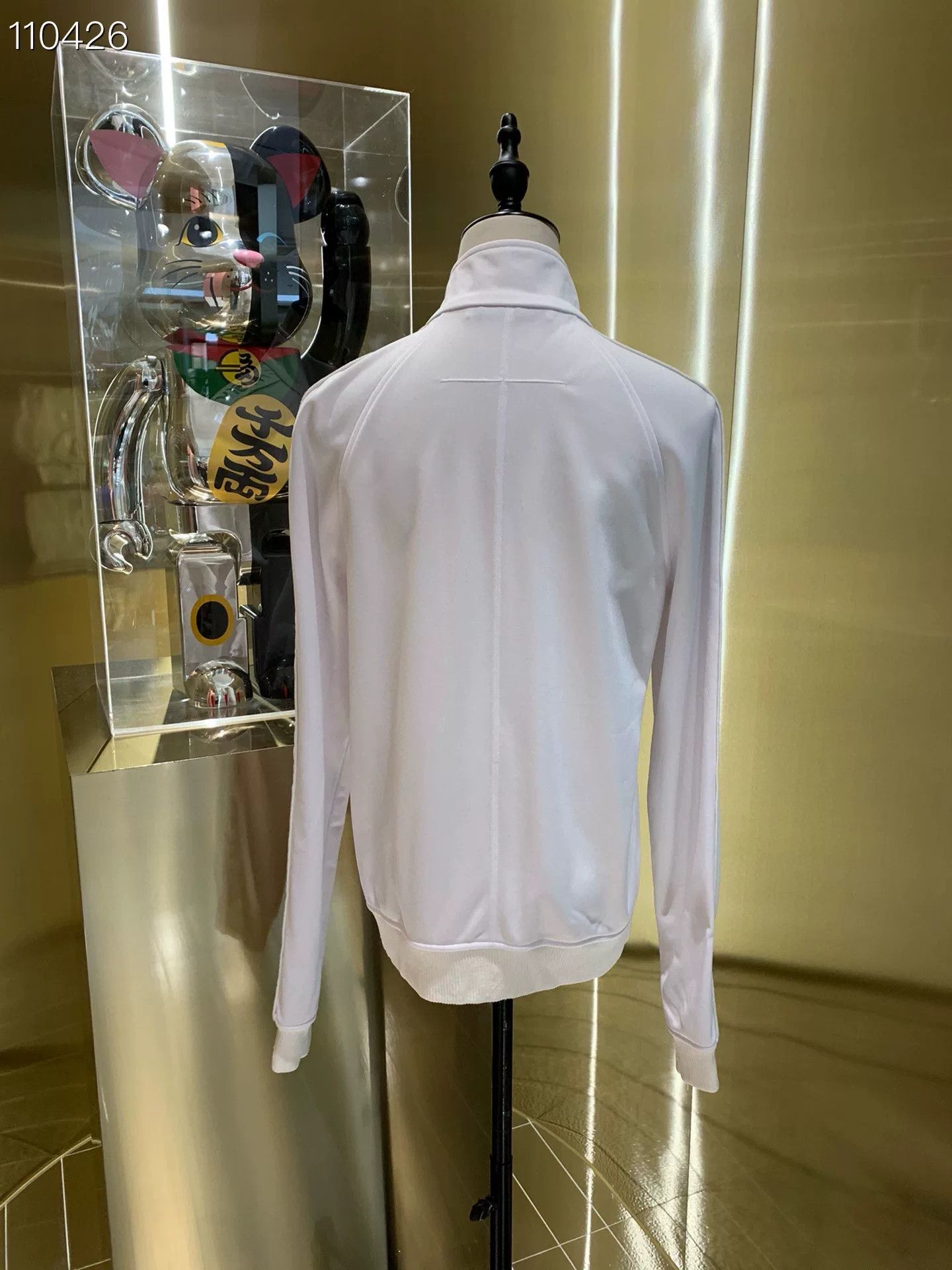 Givenchy Givenchy White Sportswear Size 40 Size S / US 4 / IT 40 - 2 Thumbnail