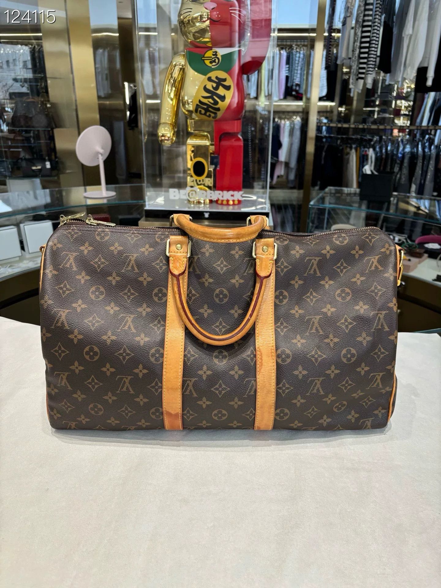 Louis Vuitton LV Monogram Travel Duffle Bag Size ONE SIZE - 2 Thumbnail
