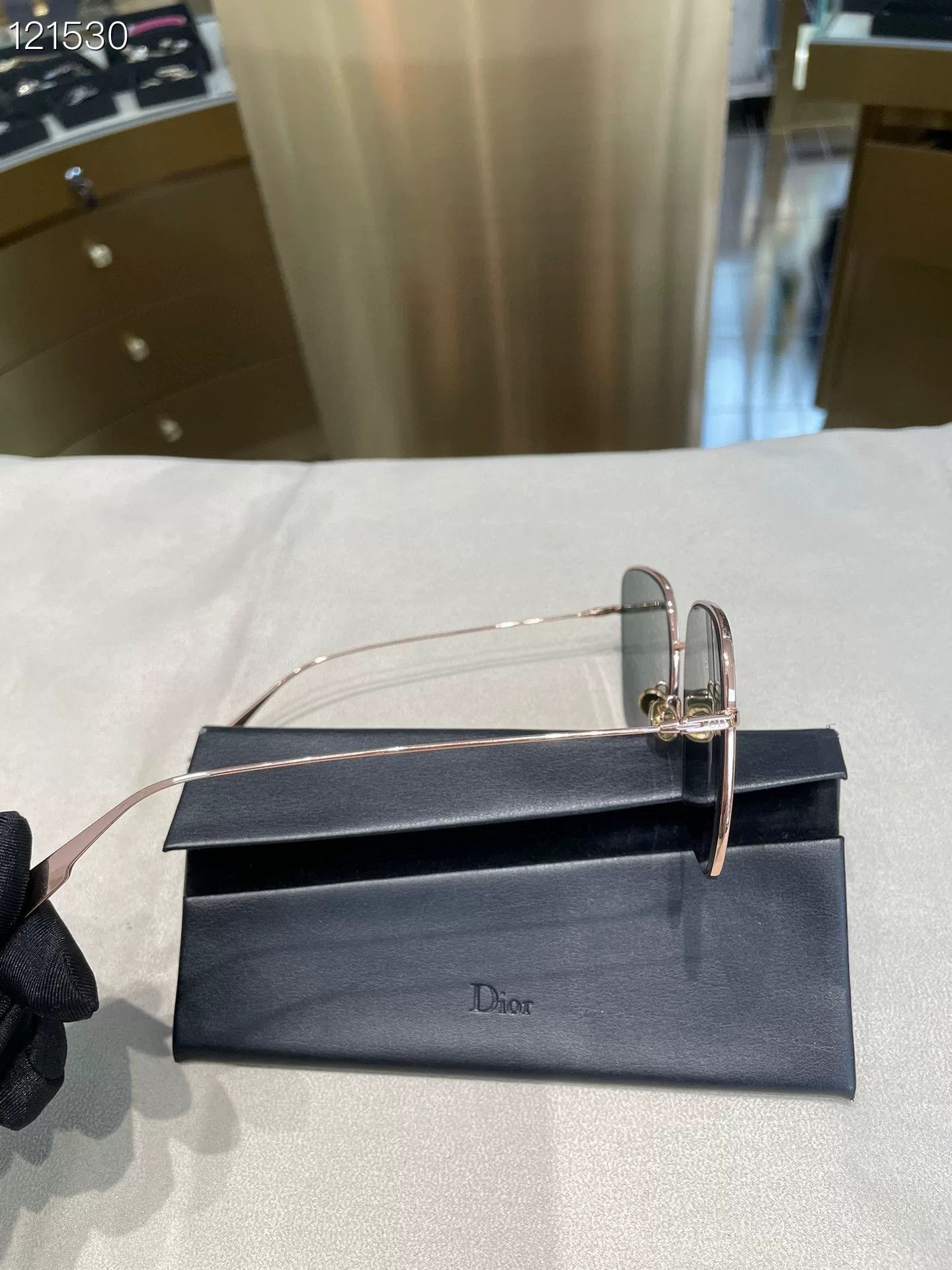Dior Dior 100638H53 Classic Square Sunglasses Size ONE SIZE - 2 Thumbnail