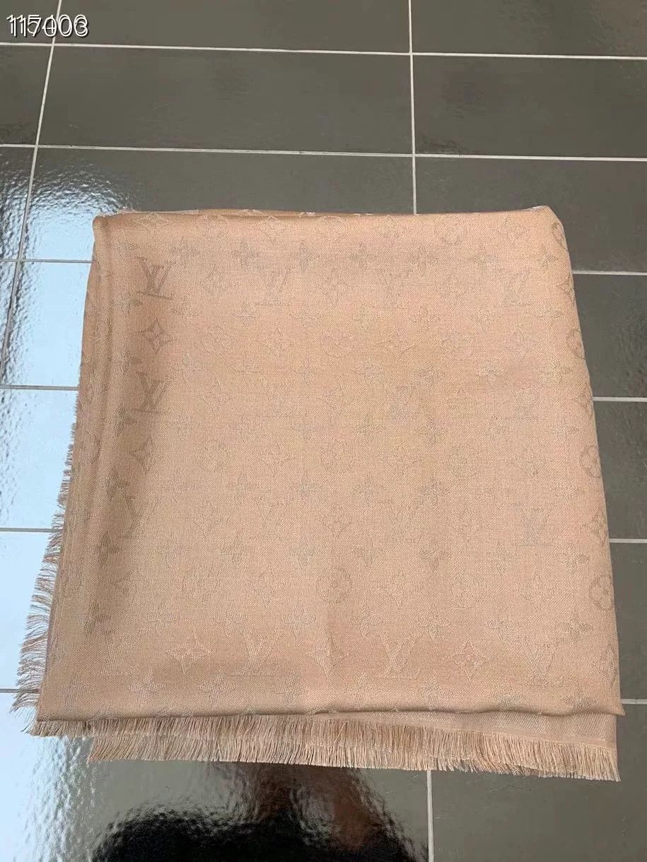 Louis Vuitton LV Monogram Logo Scarf Shawl Size ONE SIZE - 2 Thumbnail