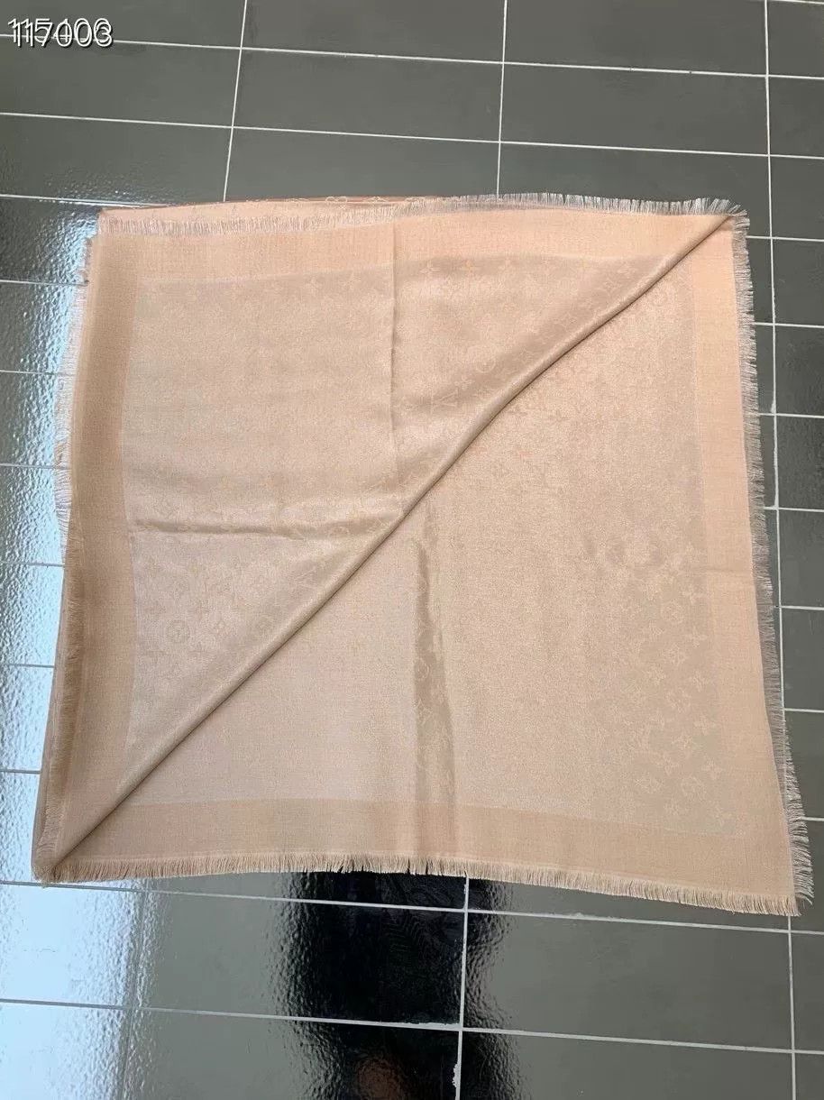 Louis Vuitton LV Monogram Logo Scarf Shawl Size ONE SIZE - 4 Thumbnail