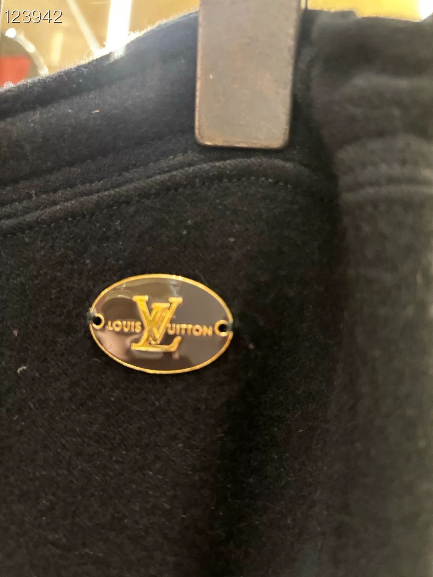 Louis Vuitton Louis Vuitton Black Cashmere Casual Pants Size US 30 / EU 46 - 4 Thumbnail