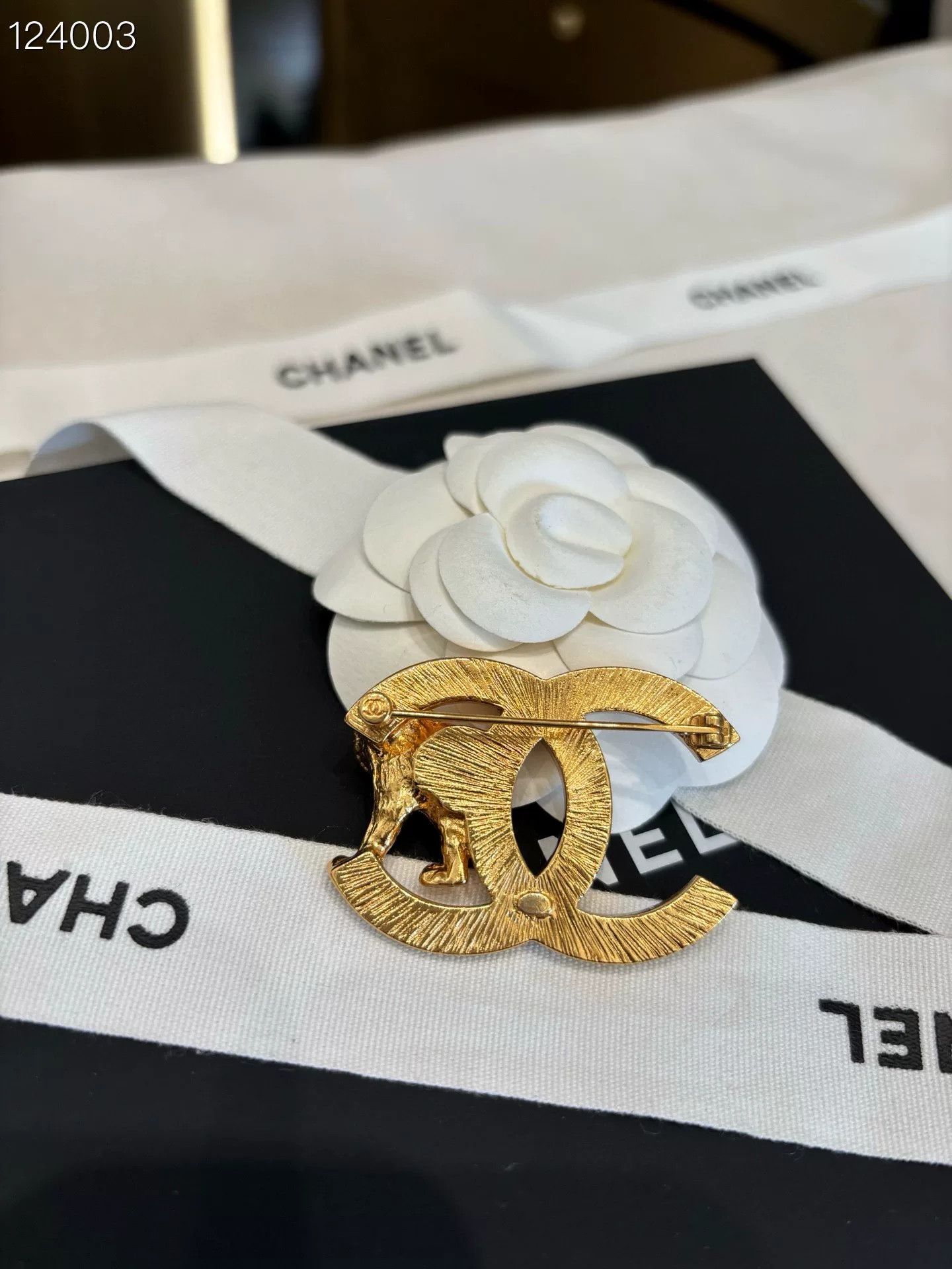 Chanel Chanel 22A Limited Double C Lion Brooch Size ONE SIZE - 2 Thumbnail