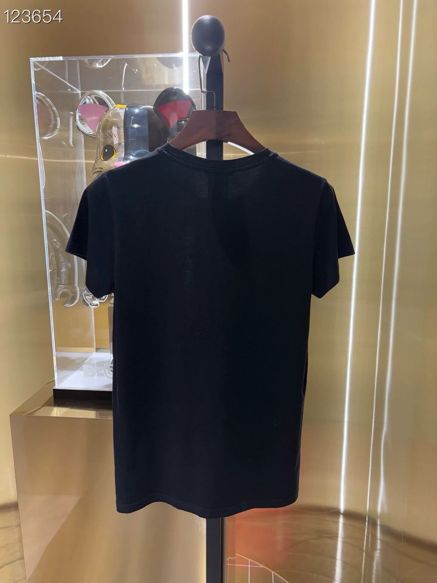 Balmain Balmain Classic Gold Logo Black T-Shirt Size XS / US 0-2 / IT 36-38 - 2 Thumbnail
