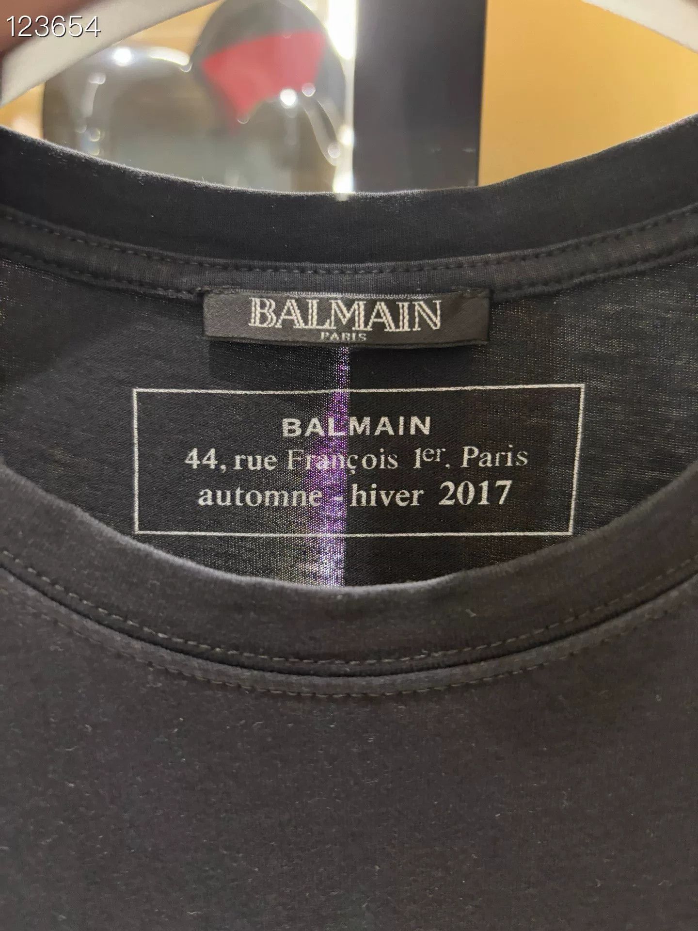 Balmain Balmain Classic Gold Logo Black T-Shirt Size XS / US 0-2 / IT 36-38 - 3 Thumbnail