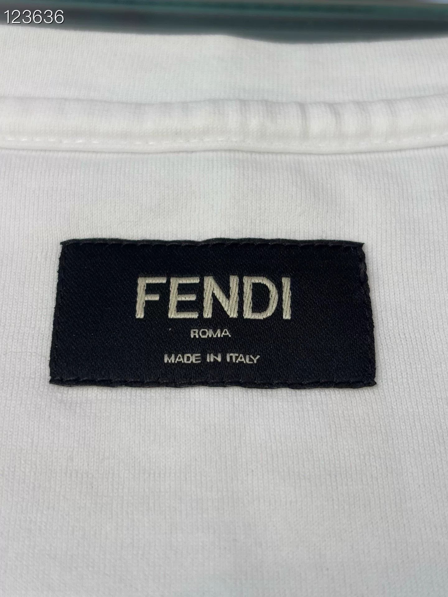 Fendi Fendi New Gradient Logo Casual T-Shirt Size US XL / EU 56 / 4 - 3 Thumbnail