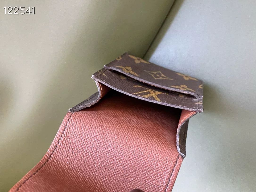 Louis Vuitton LV Cigarette Bag 070210 H23 Size ONE SIZE - 7 Thumbnail