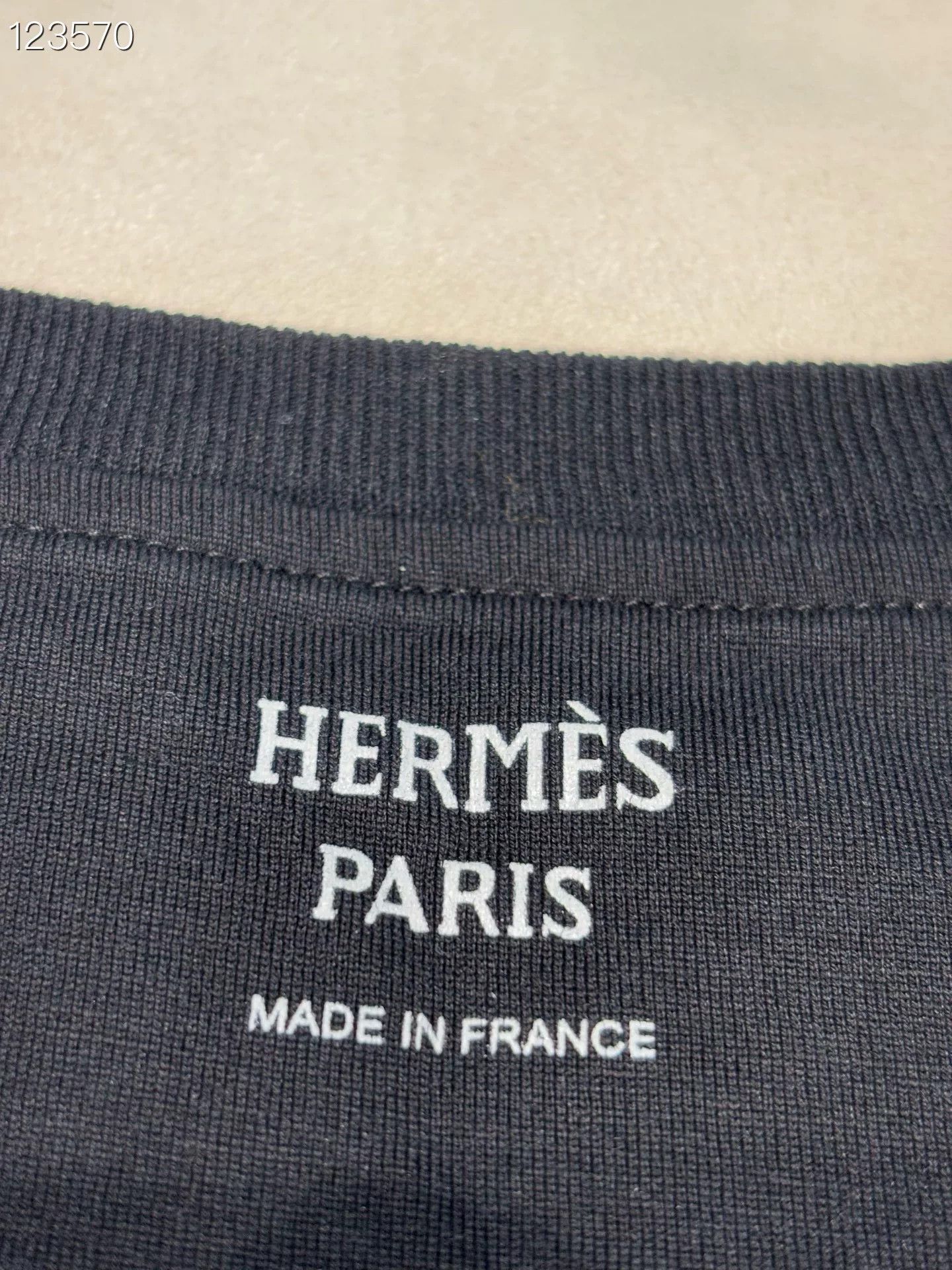 Hermes Hermès Classic White Wave Black T-shirt Size S / US 4 / IT 40 - 3 Thumbnail