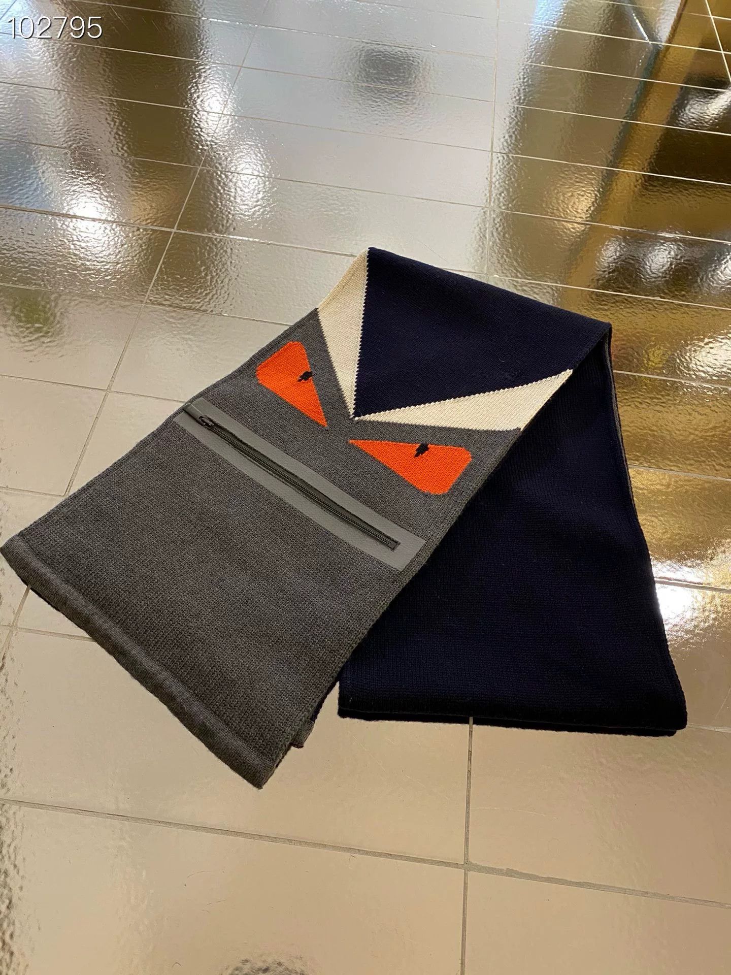 Fendi Fendi Wool Scarf Little Monster Color Block Size ONE SIZE - 2 Thumbnail