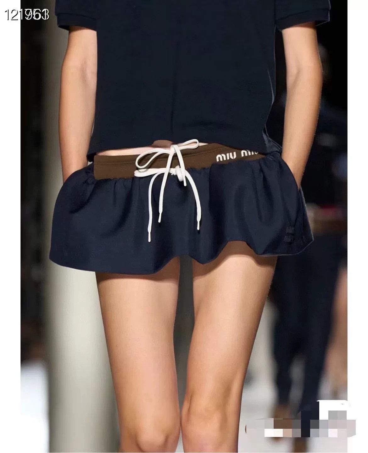 Miu Miu Miumiu 24 SS Casual Mini Skirt Size 38" / US 16 / IT 52 - 7 Thumbnail