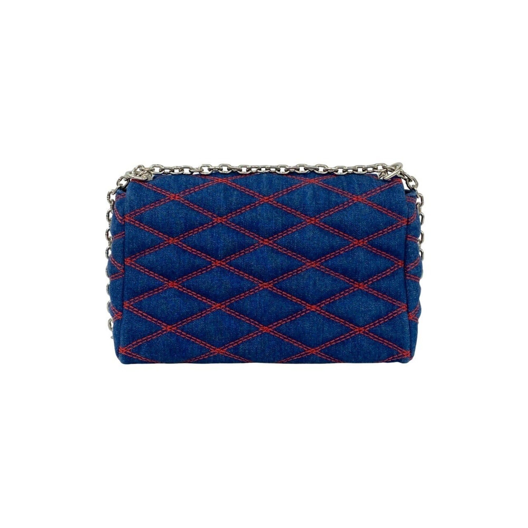 Louis Vuitton LOUIS VUITTON Maltage Quilted Denim Turnlock Chain Semi Shoulder Bag Blue i2148 Size ONE SIZE - 3 Thumbnail