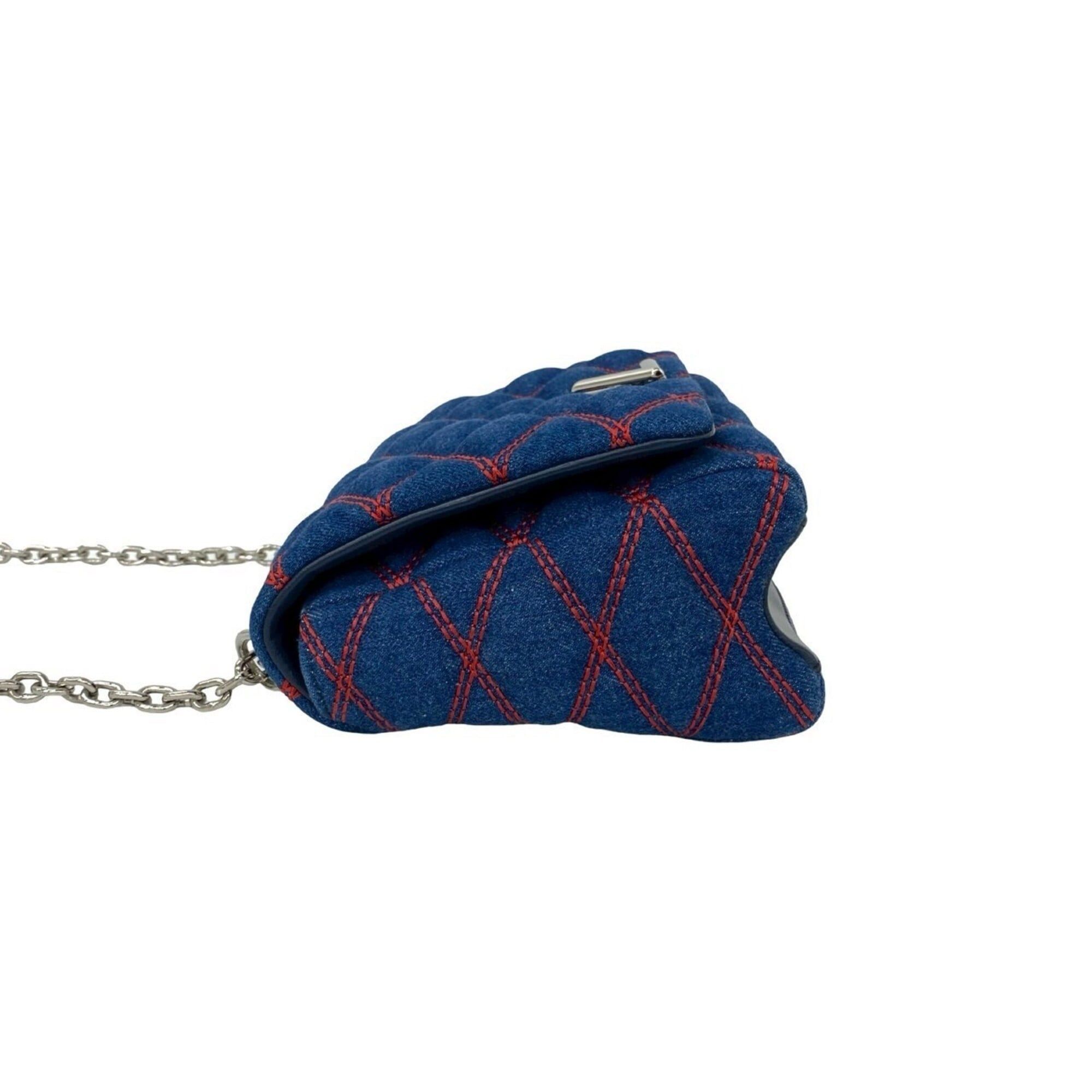 Louis Vuitton LOUIS VUITTON Maltage Quilted Denim Turnlock Chain Semi Shoulder Bag Blue i2148 Size ONE SIZE - 5 Thumbnail