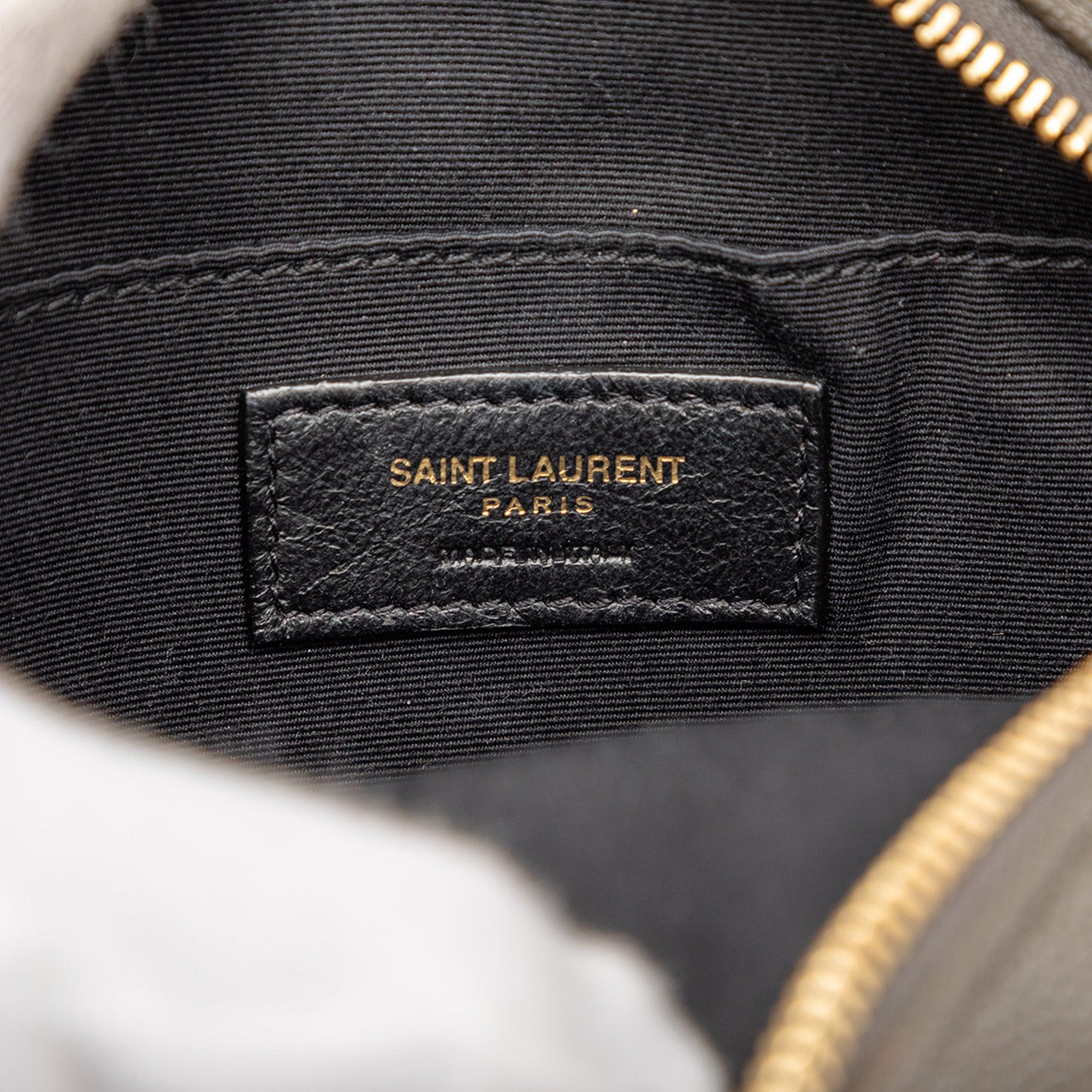 Saint Laurent Paris Grain De Poudre Chevron Round Vinyle Camera Bag Size ONE SIZE - 5 Thumbnail