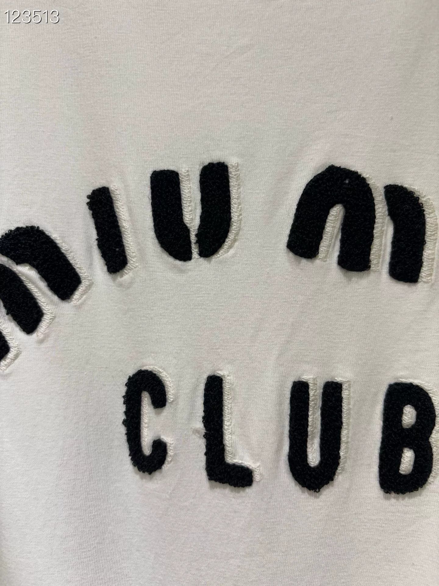 Miu Miu Miu Miu Towel Embroidery Logo White Tee XS Size XS / US 0-2 / IT 36-38 - 3 Thumbnail