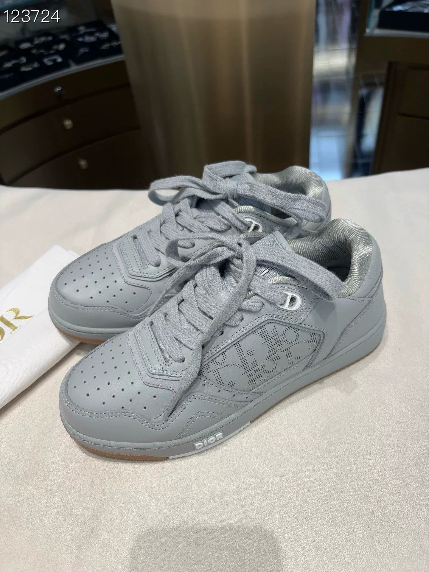 Dior Dior Year of Tiger Limited Gray Size US 4 / IT 34 - 3 Thumbnail