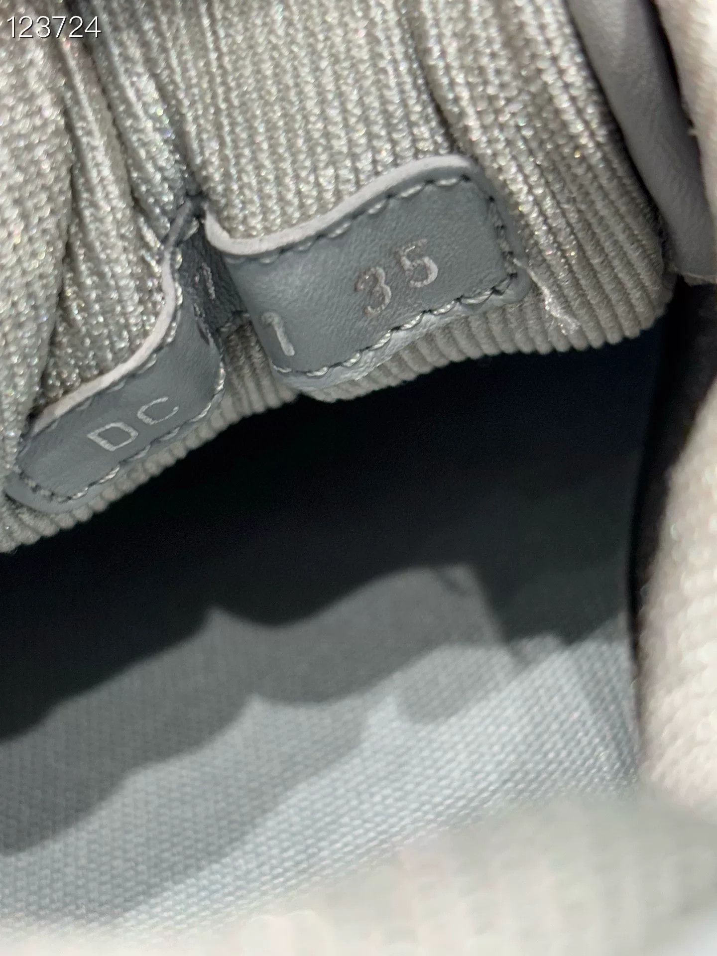 Dior Dior Year of Tiger Limited Gray Size US 4 / IT 34 - 5 Thumbnail