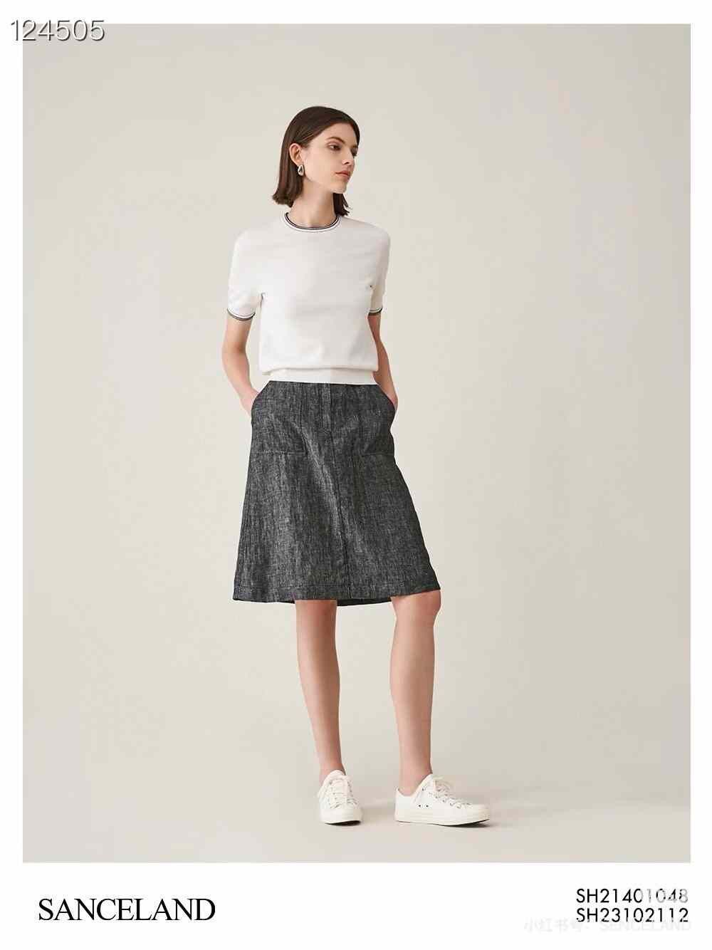 Valentino Valentino Classic Black Trim White Knit Top Size XS / US 0-2 / IT 36-38 - 6 Thumbnail
